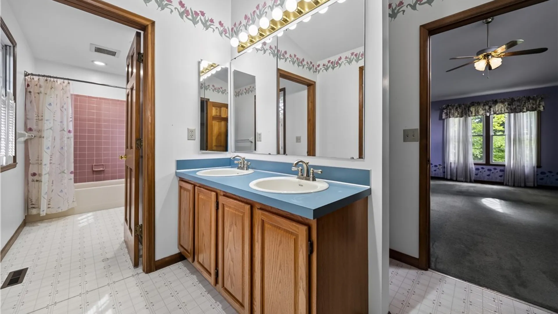 Property at 4932 Tinderbox Circle, Manlius, NY 13104 24