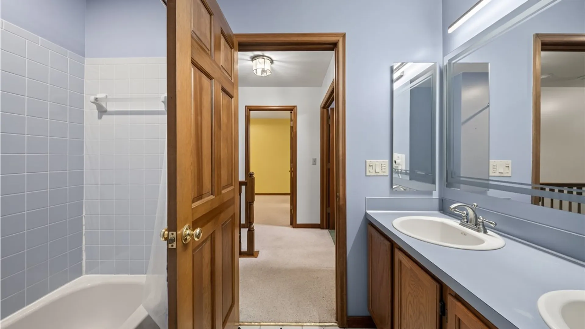Property at 4932 Tinderbox Circle, Manlius, NY 13104 35