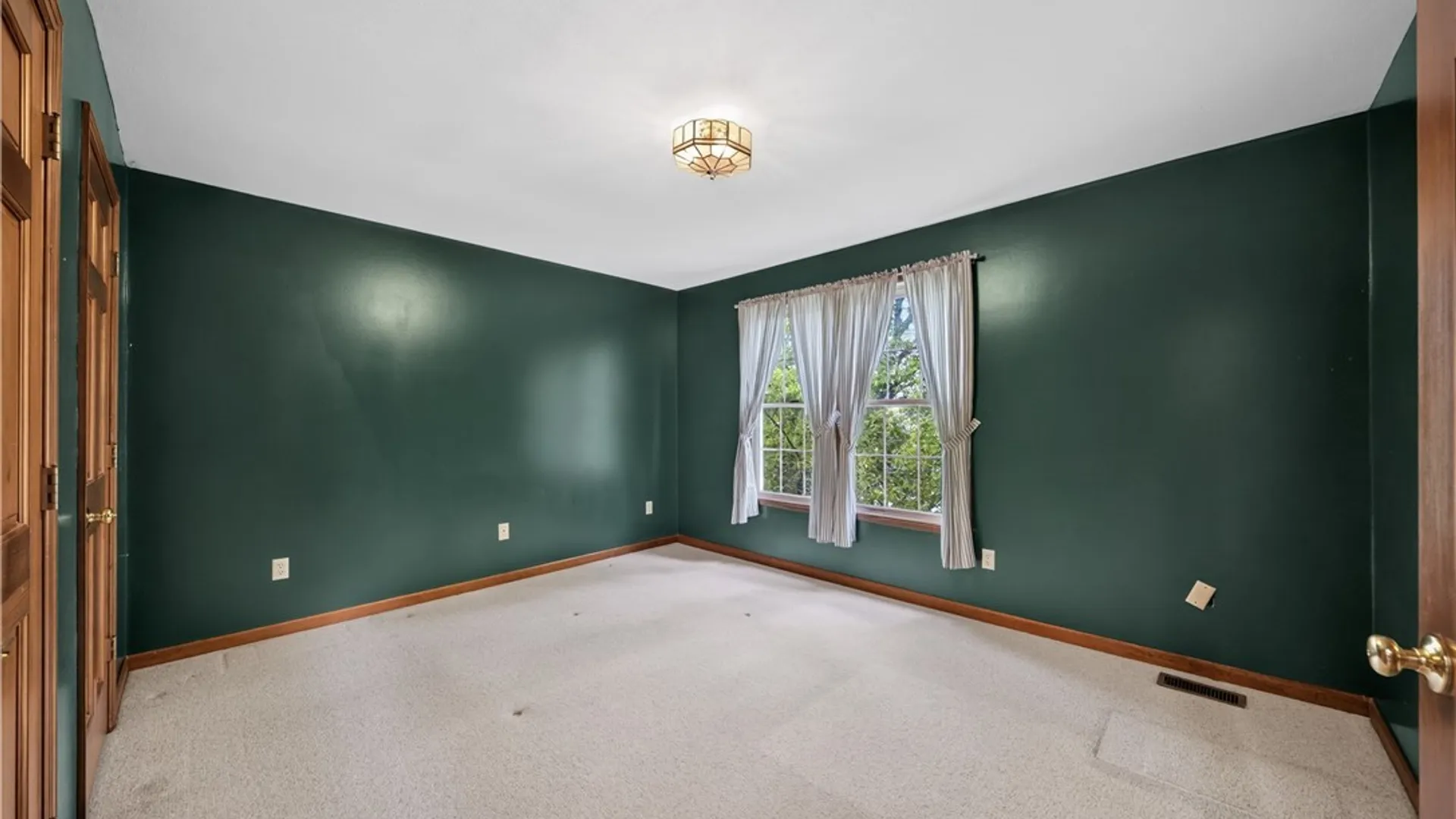 Property at 4932 Tinderbox Circle, Manlius, NY 13104 36