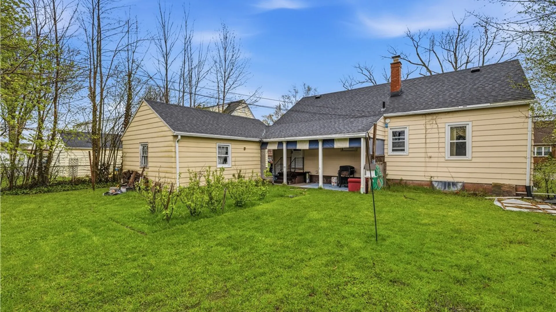 Property at 332 Springville Avenue, Amherst, NY 14226 3