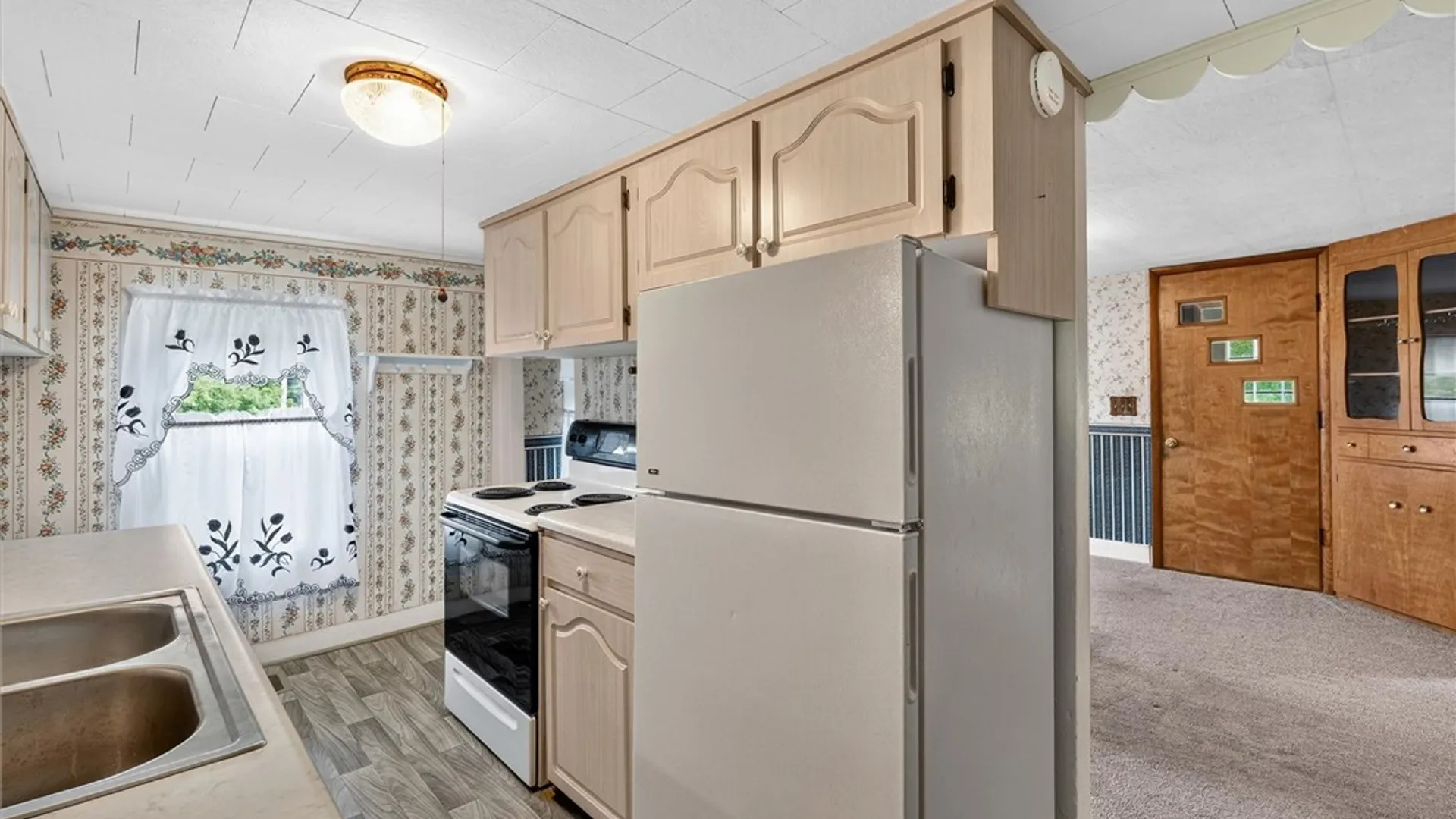 Property at 8661 Weedsport Sennett Road, Brutus, NY 13166 26
