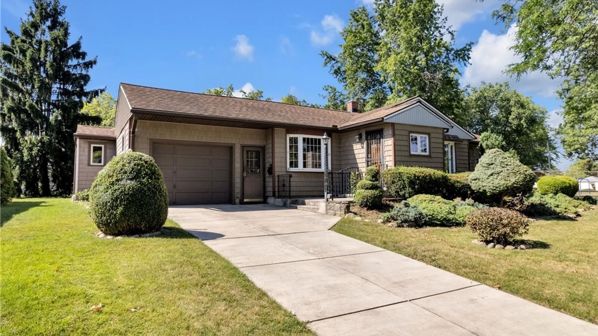 Property at 52 Ralston Avenue, Tonawanda, NY 14217 3