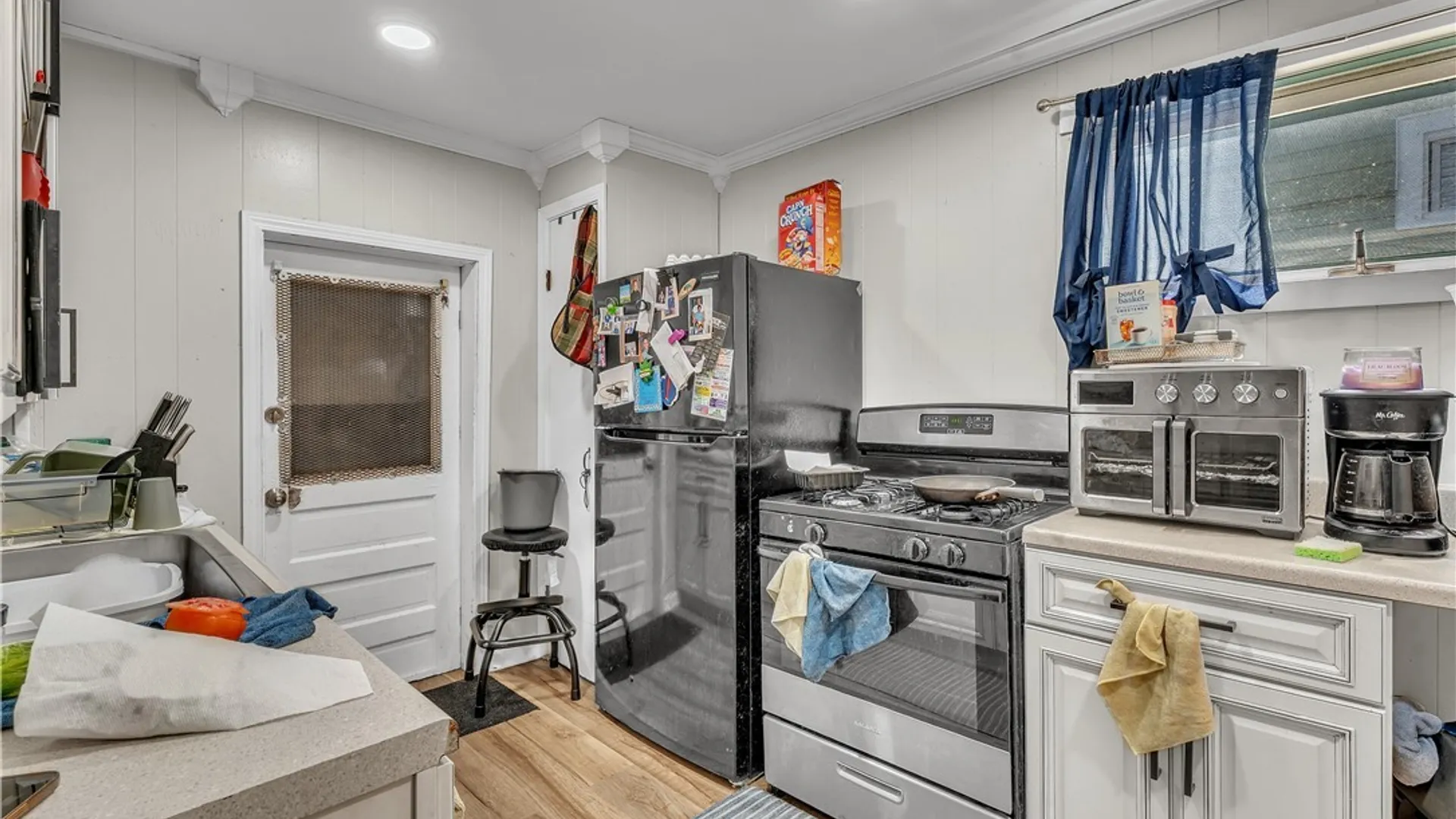 Property at 141 Esser Avenue, Buffalo, NY 14207 8