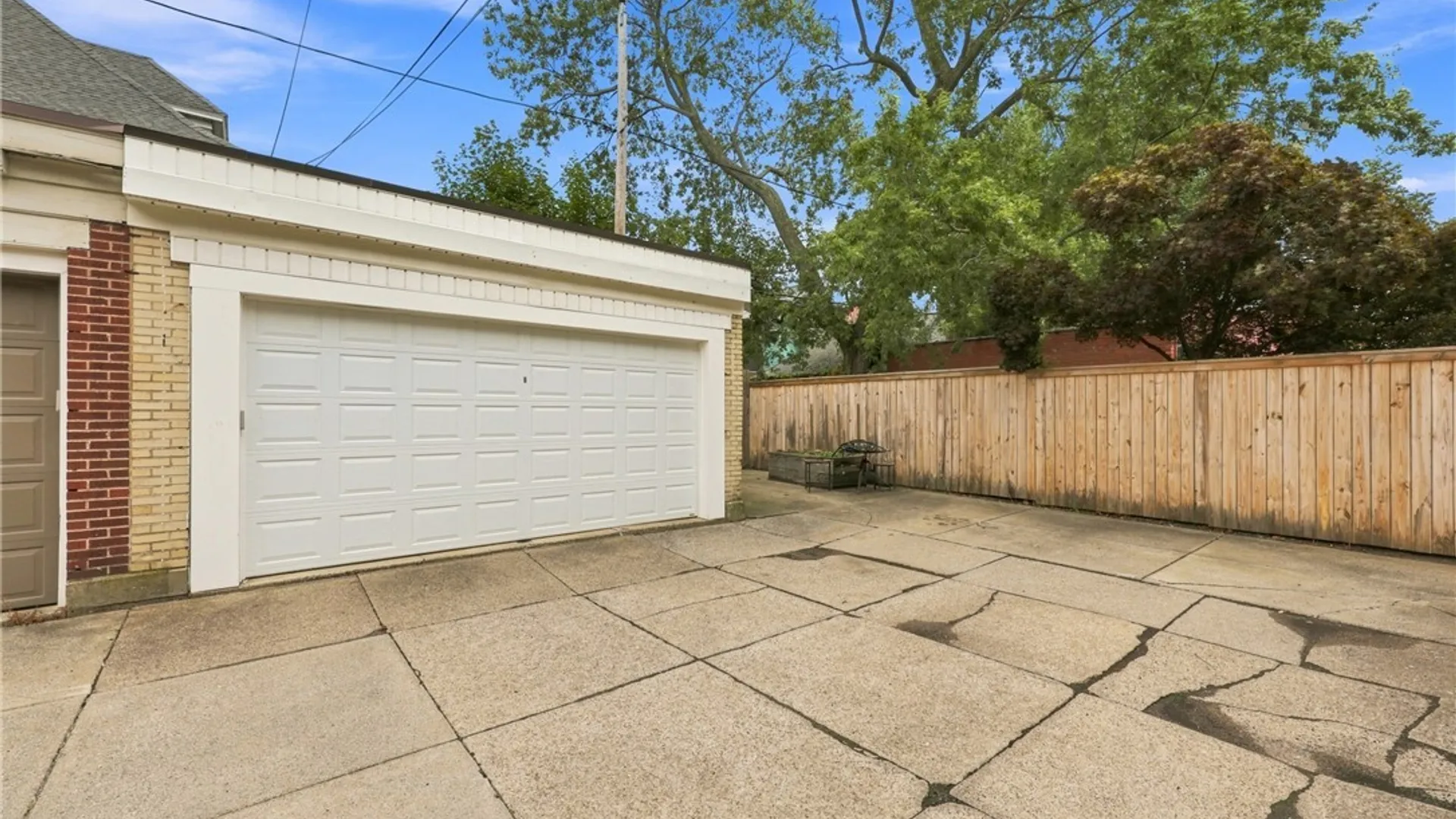 Property at 546 Richmond Avenue, Buffalo, NY 14222 40