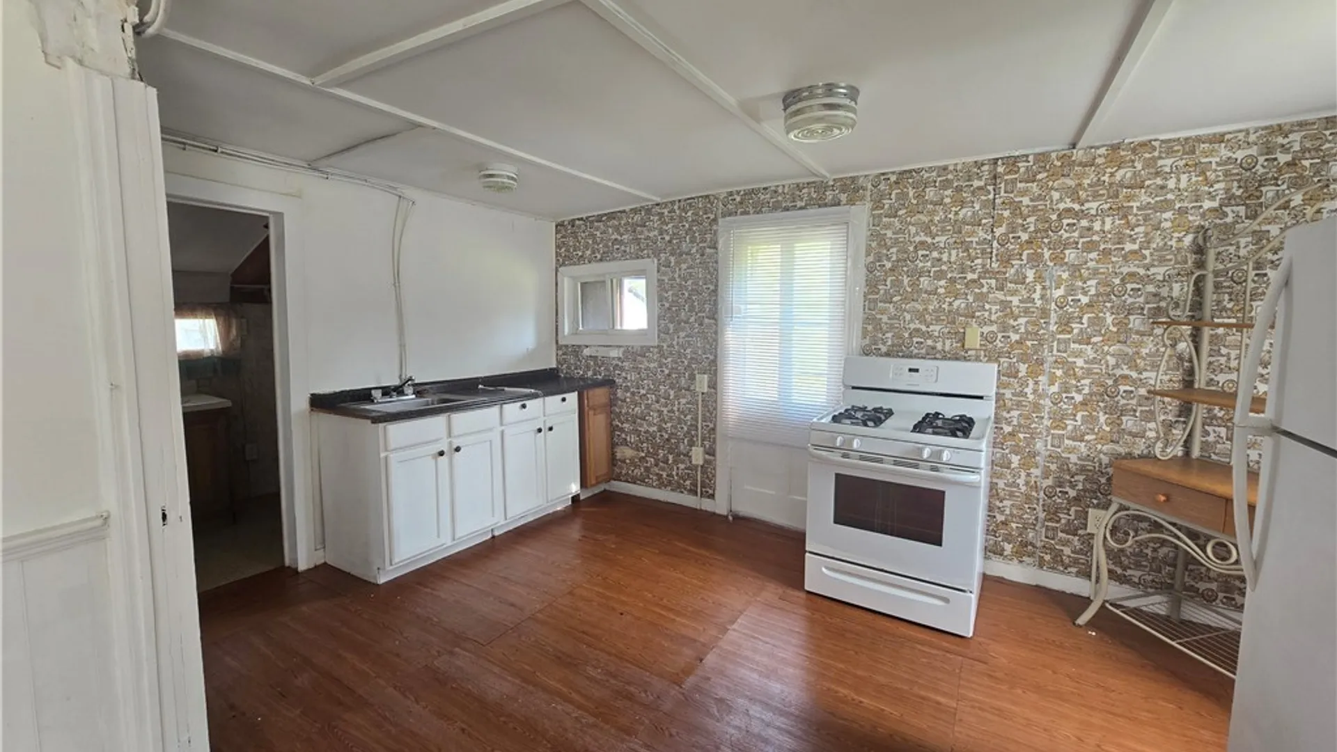Property at 10446 Elm Street, Brookfield, NY 13485 4
