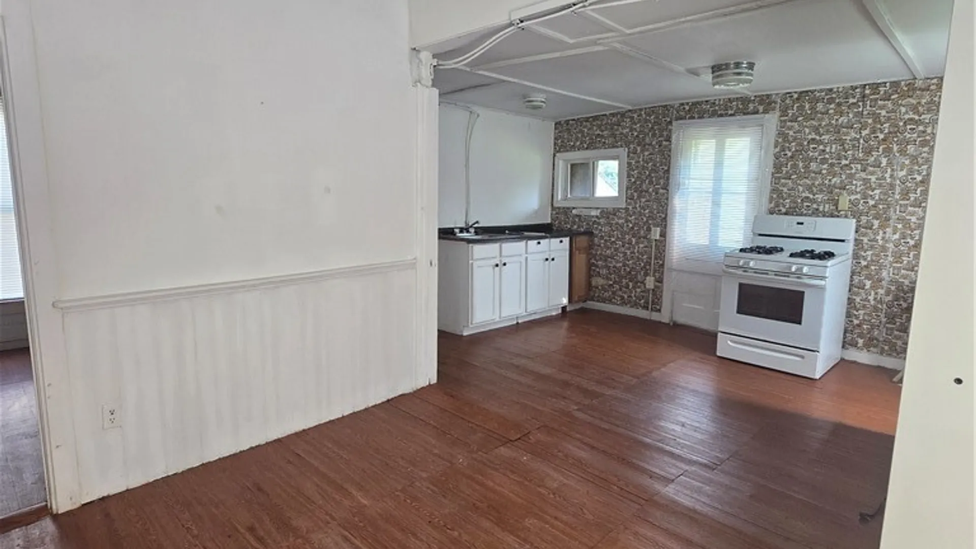 Property at 10446 Elm Street, Brookfield, NY 13485 5
