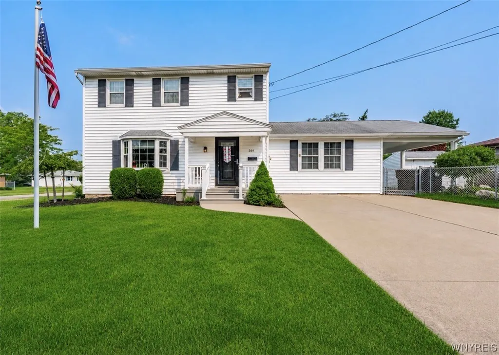 Property at 205 Duffy Drive, Tonawanda, NY 14150