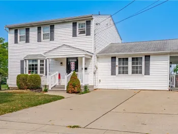 Property at 205 Duffy Drive, Tonawanda, NY 14150