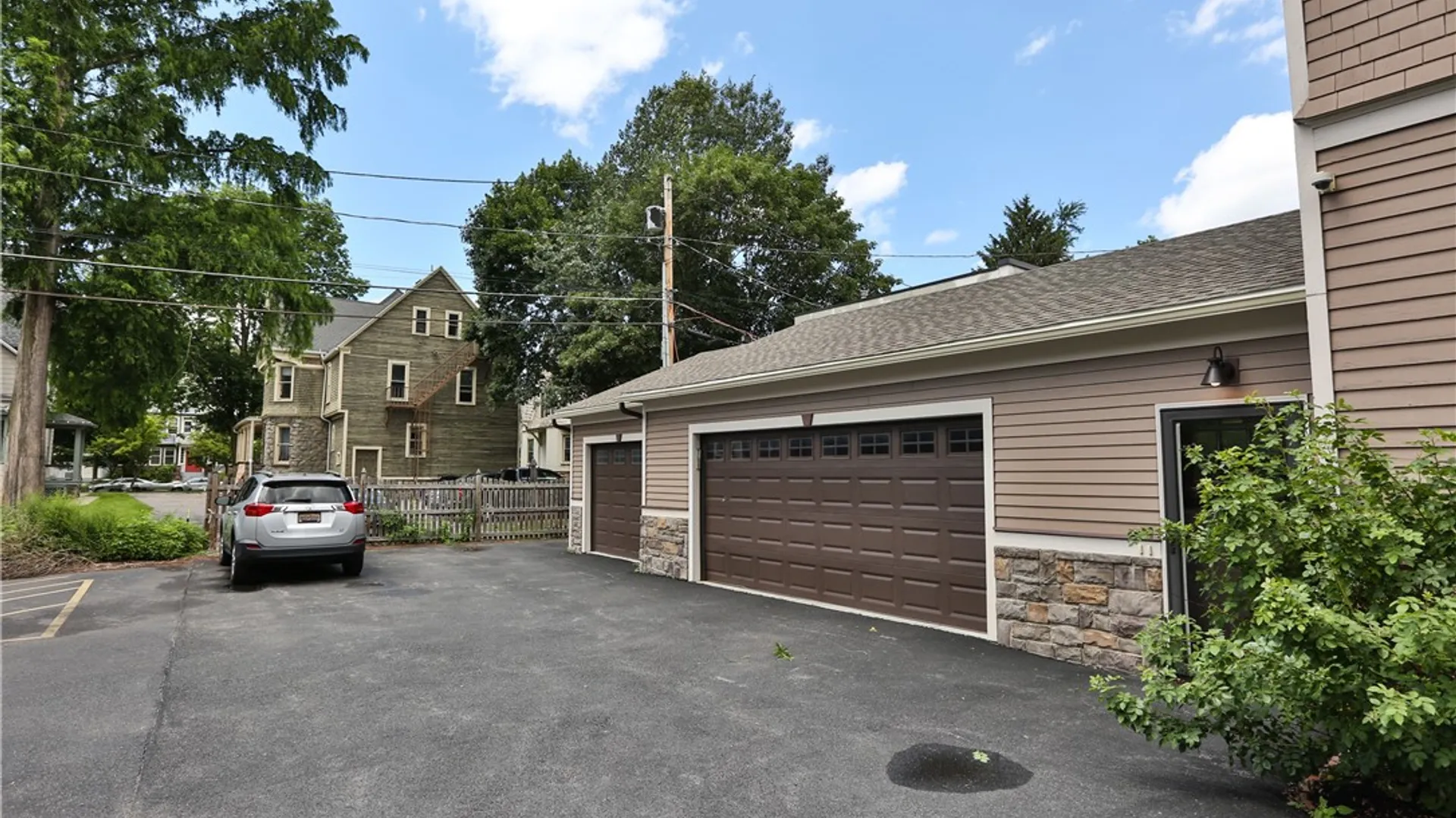 Property at 71 Rutgers St, Rochester, NY 14607 8