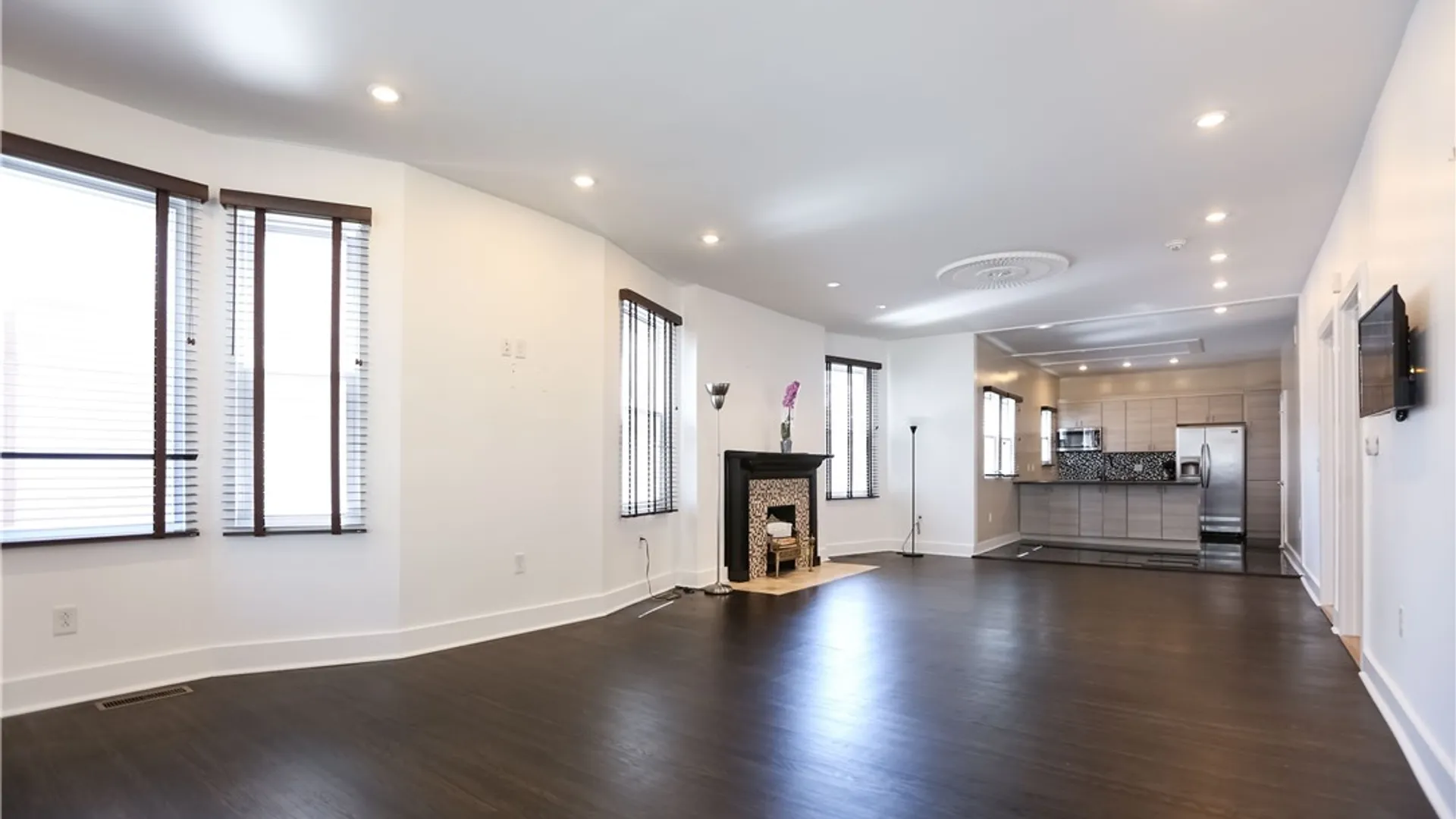 Property at 71 Rutgers St, Rochester, NY 14607 11