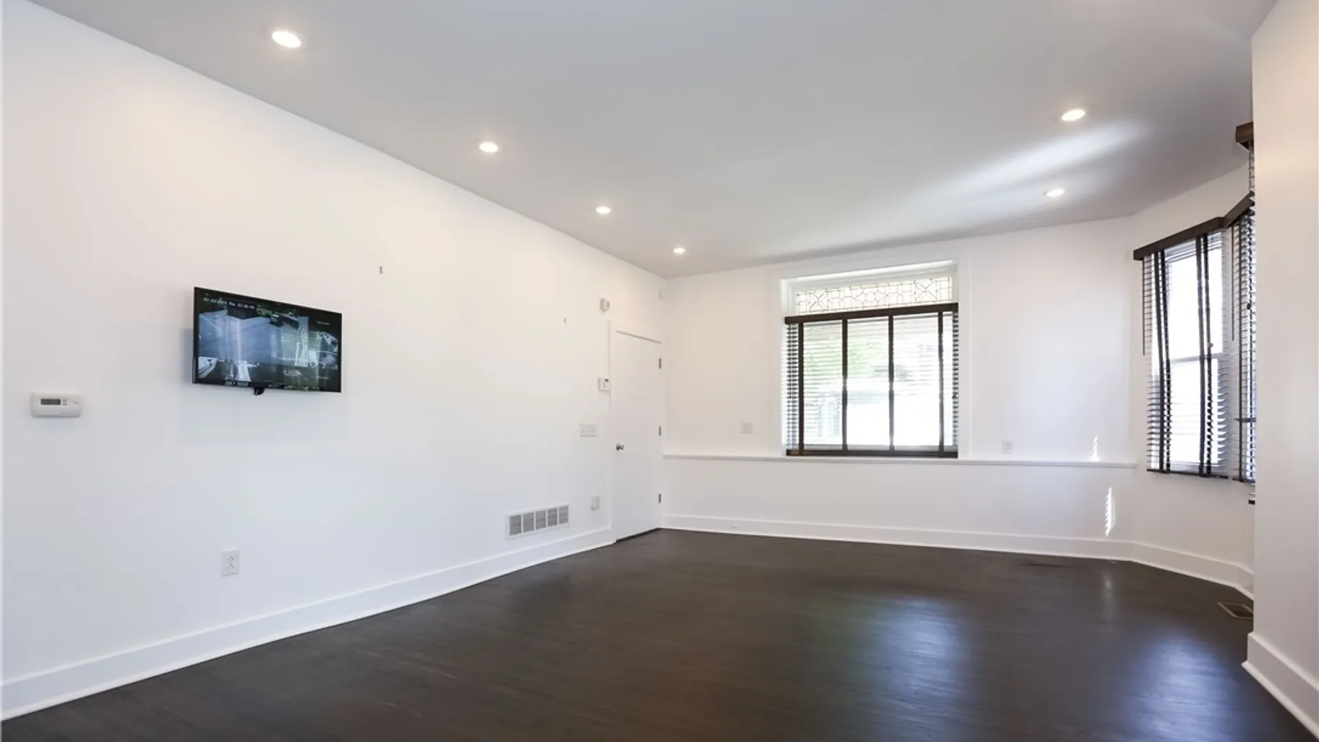 Property at 71 Rutgers St, Rochester, NY 14607 15