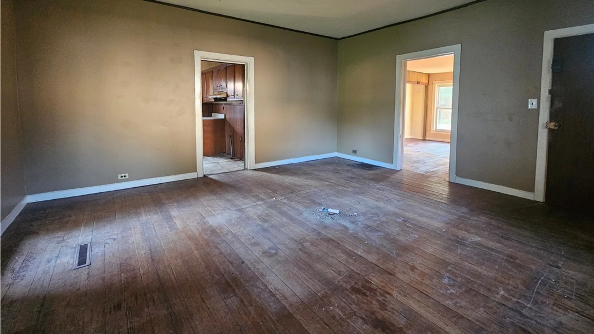 Property at 221 Crete Avenue, Elmira City, NY 14901 9
