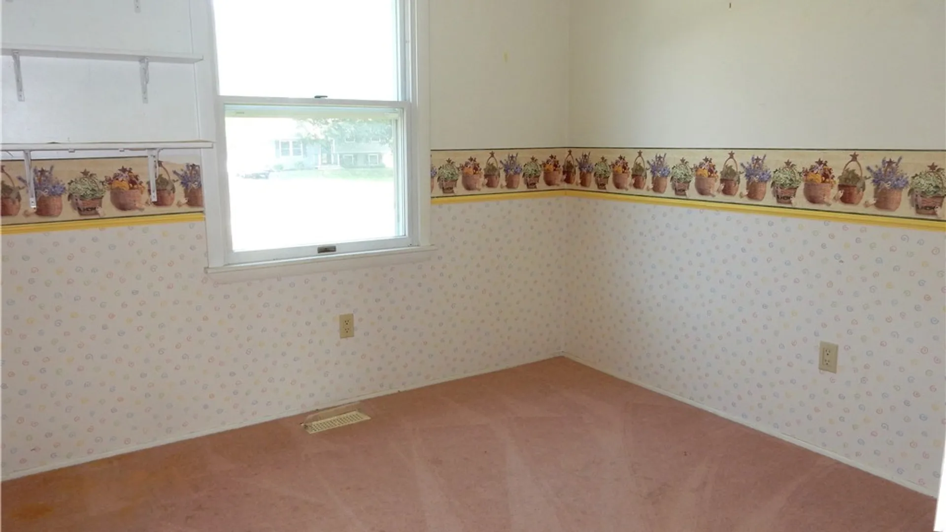 Property at 34 Spicewood Lane, Chili, NY 14624 12