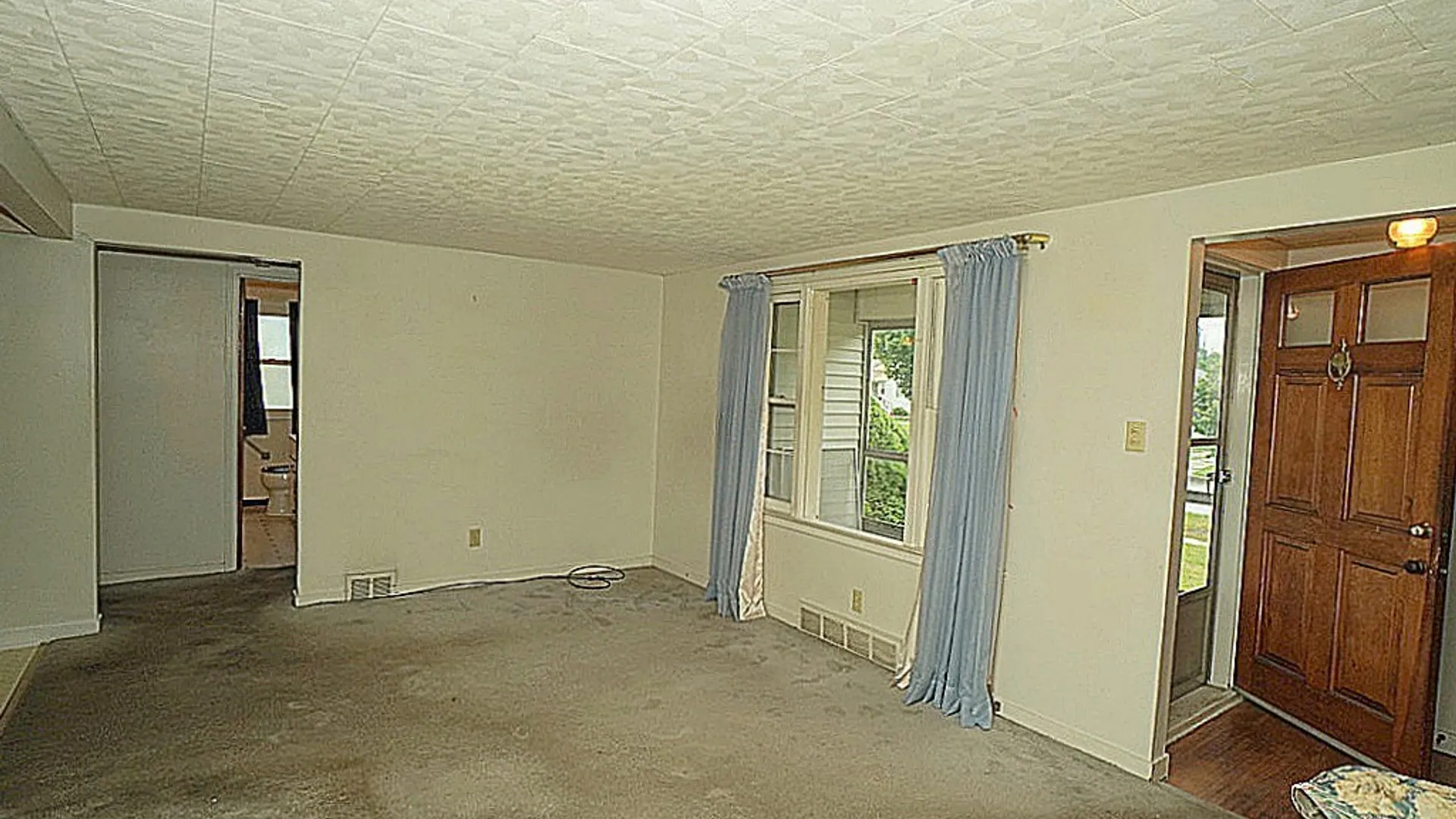 Property at 220 Homewood Avenue, Tonawanda, NY 14217 9