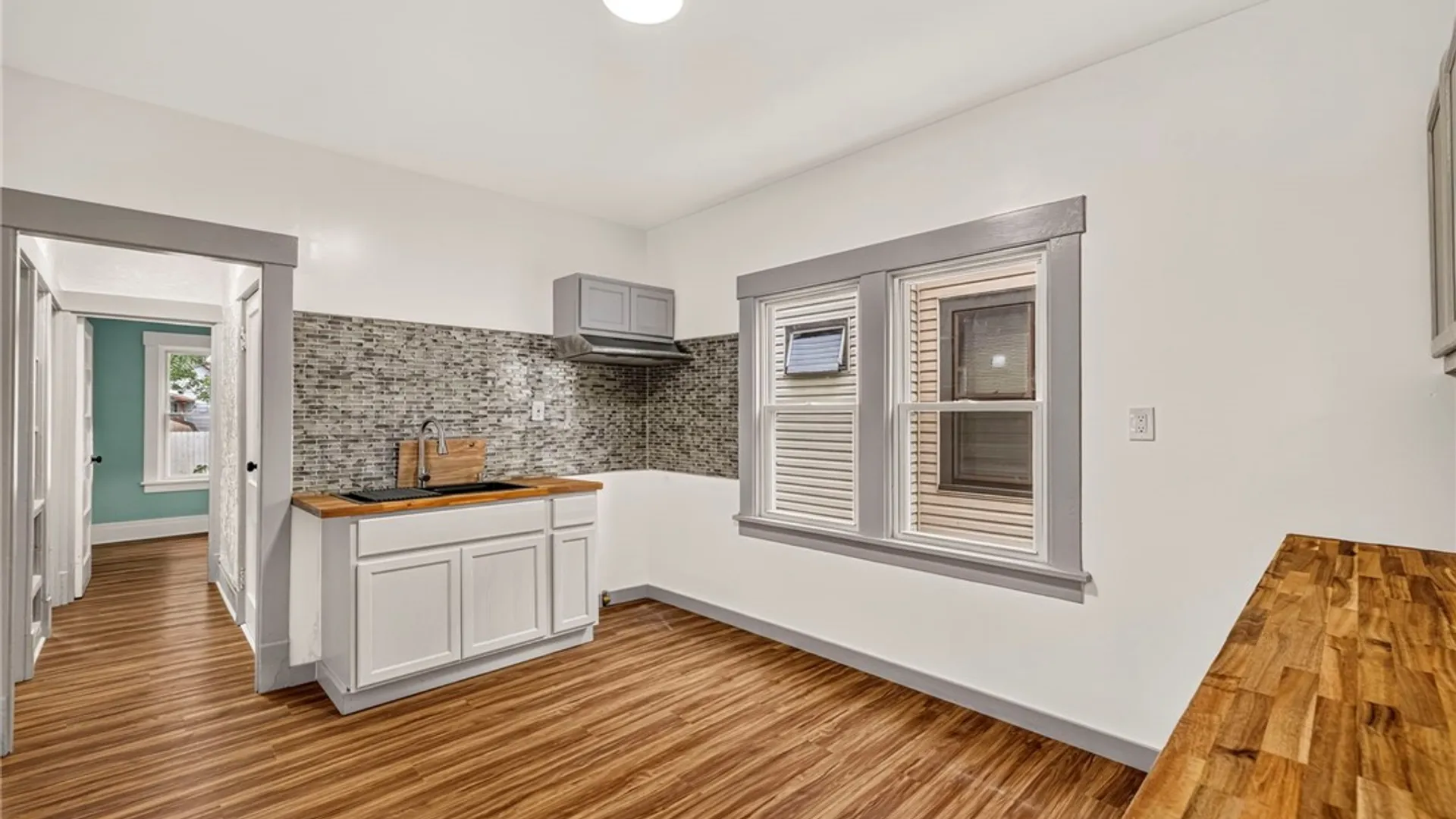 Property at 55 Wyoming Avenue, Buffalo, NY 14215 21