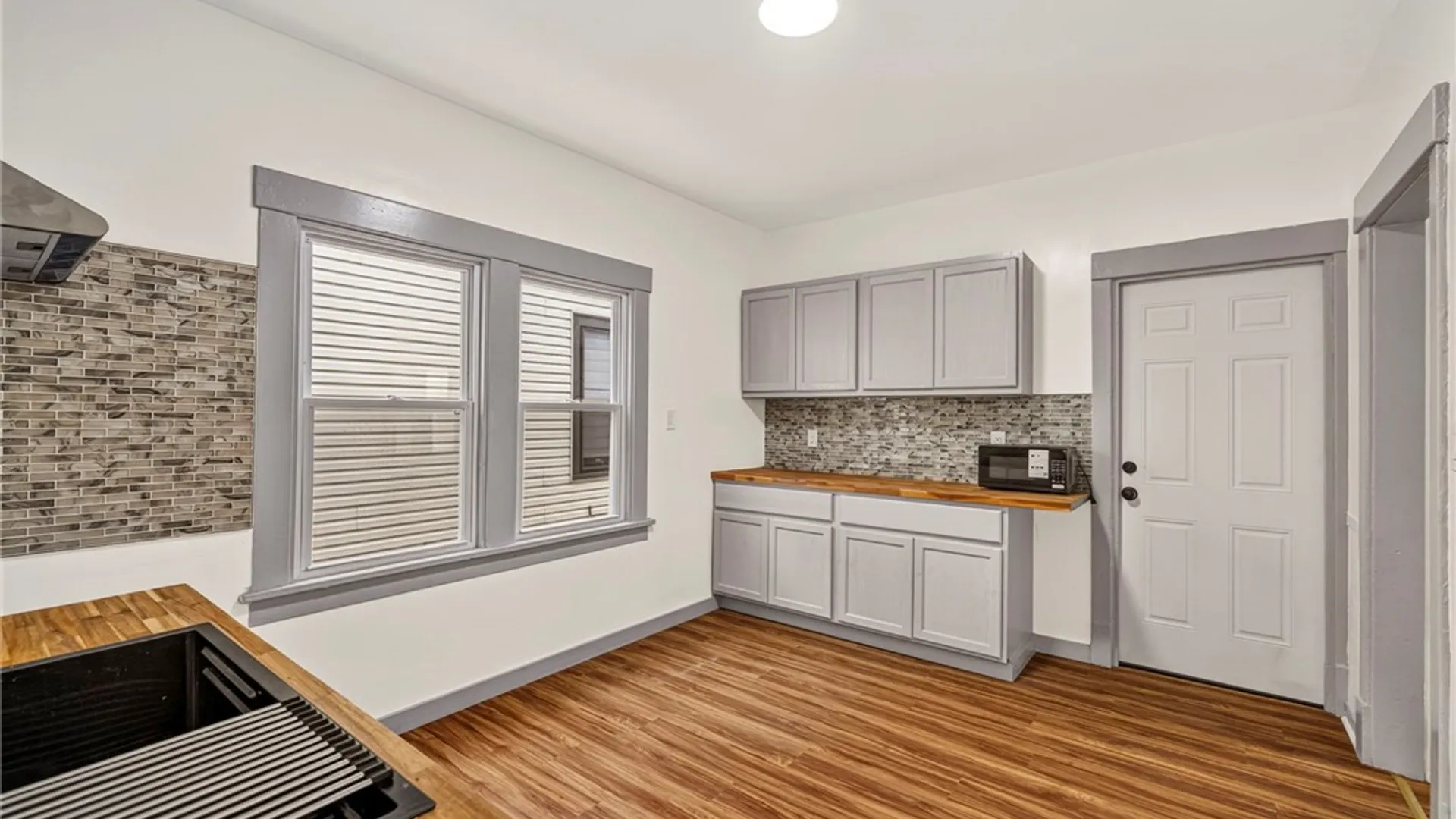 Property at 55 Wyoming Avenue, Buffalo, NY 14215 22