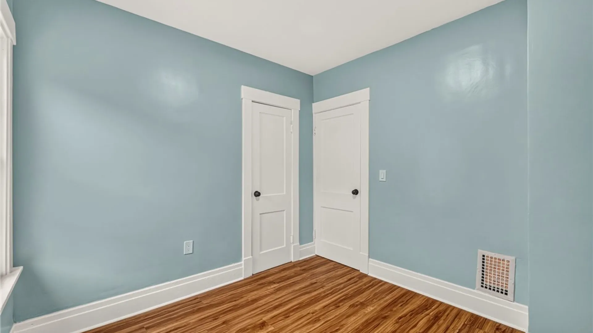 Property at 55 Wyoming Avenue, Buffalo, NY 14215 33