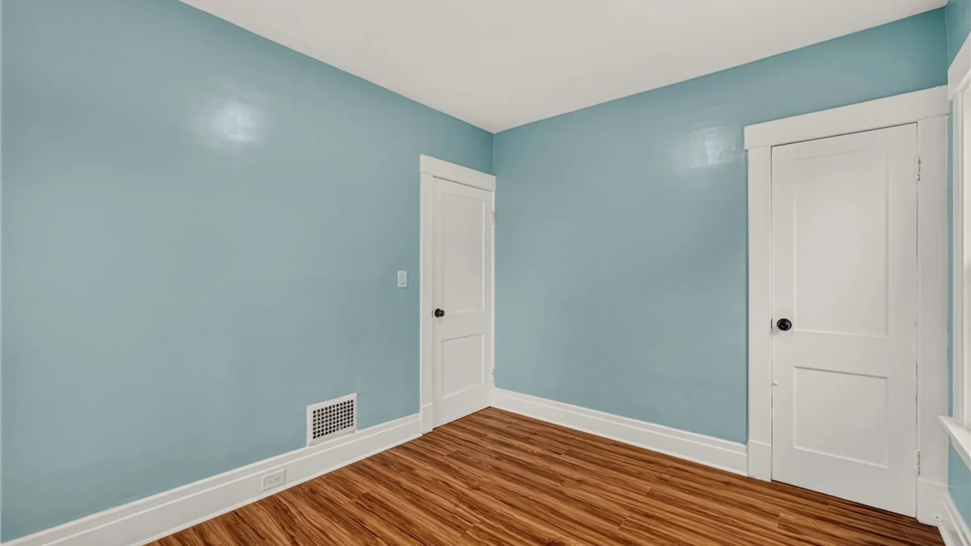Property at 55 Wyoming Avenue, Buffalo, NY 14215 35