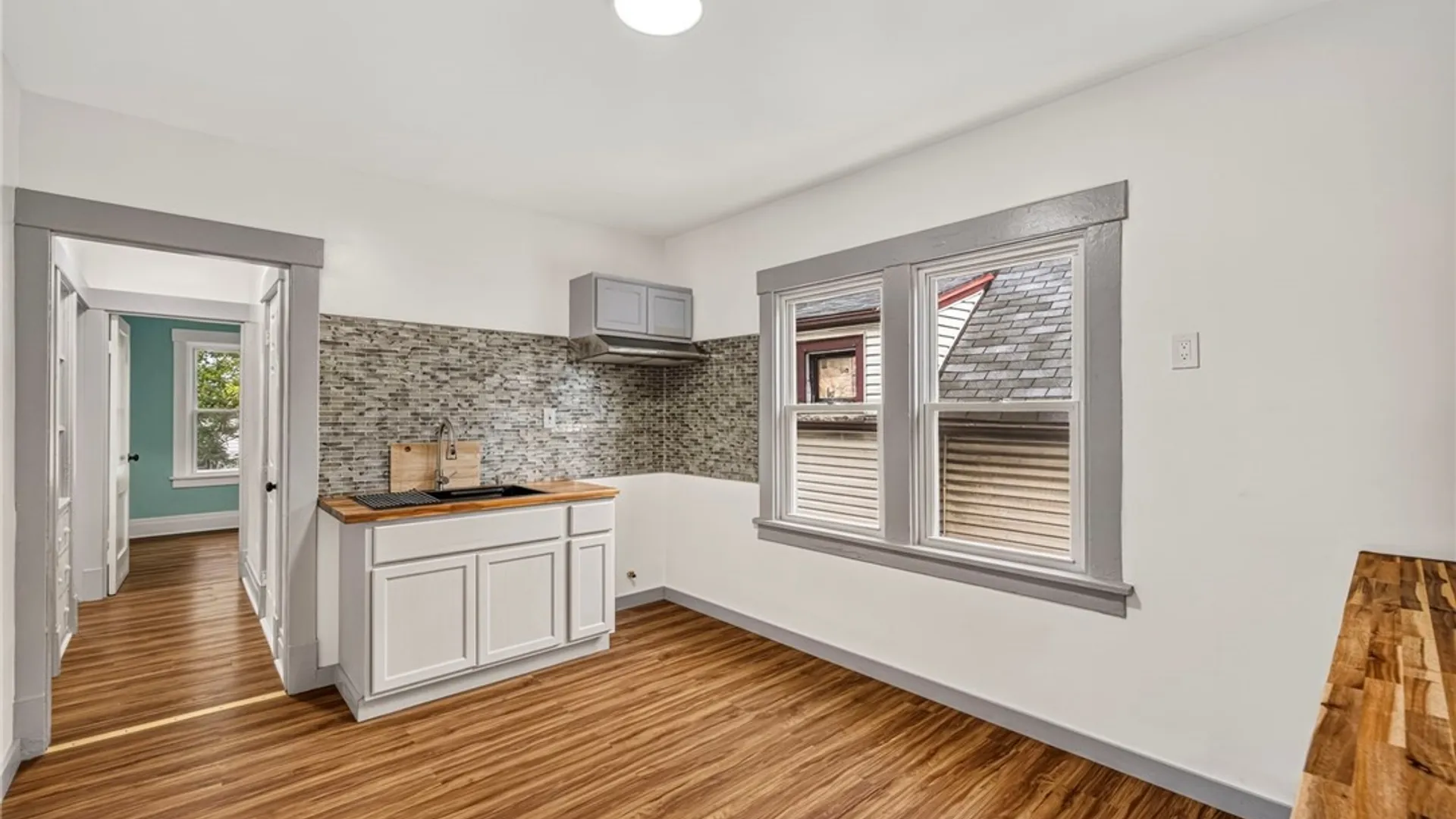 Property at 55 Wyoming Avenue, Buffalo, NY 14215 38