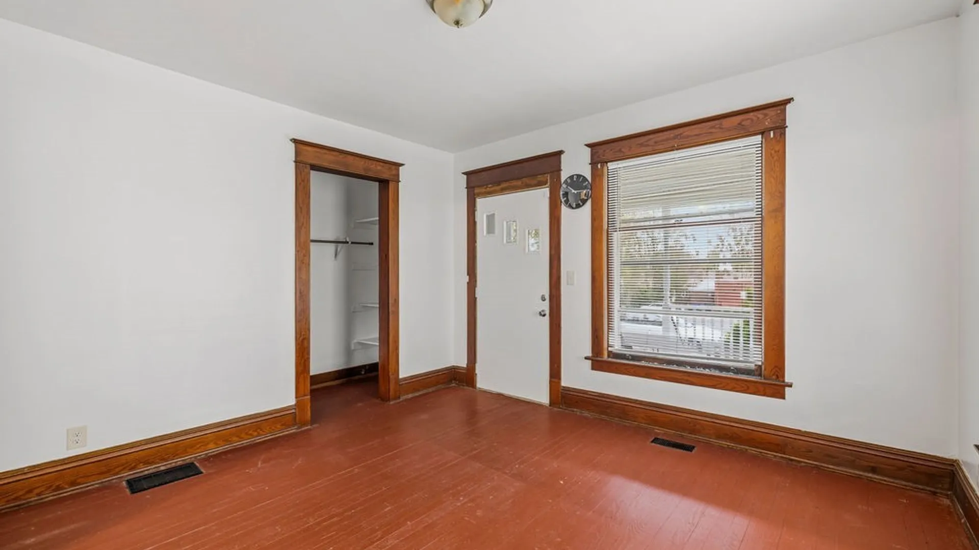 Property at 86 High Street, Evans, NY 14006 12