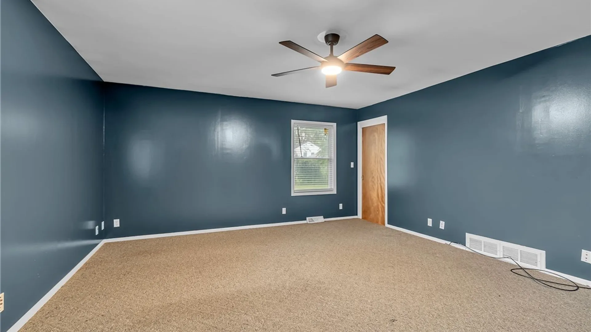 Property at 265 N 5th Street, Lewiston, NY 14092 14