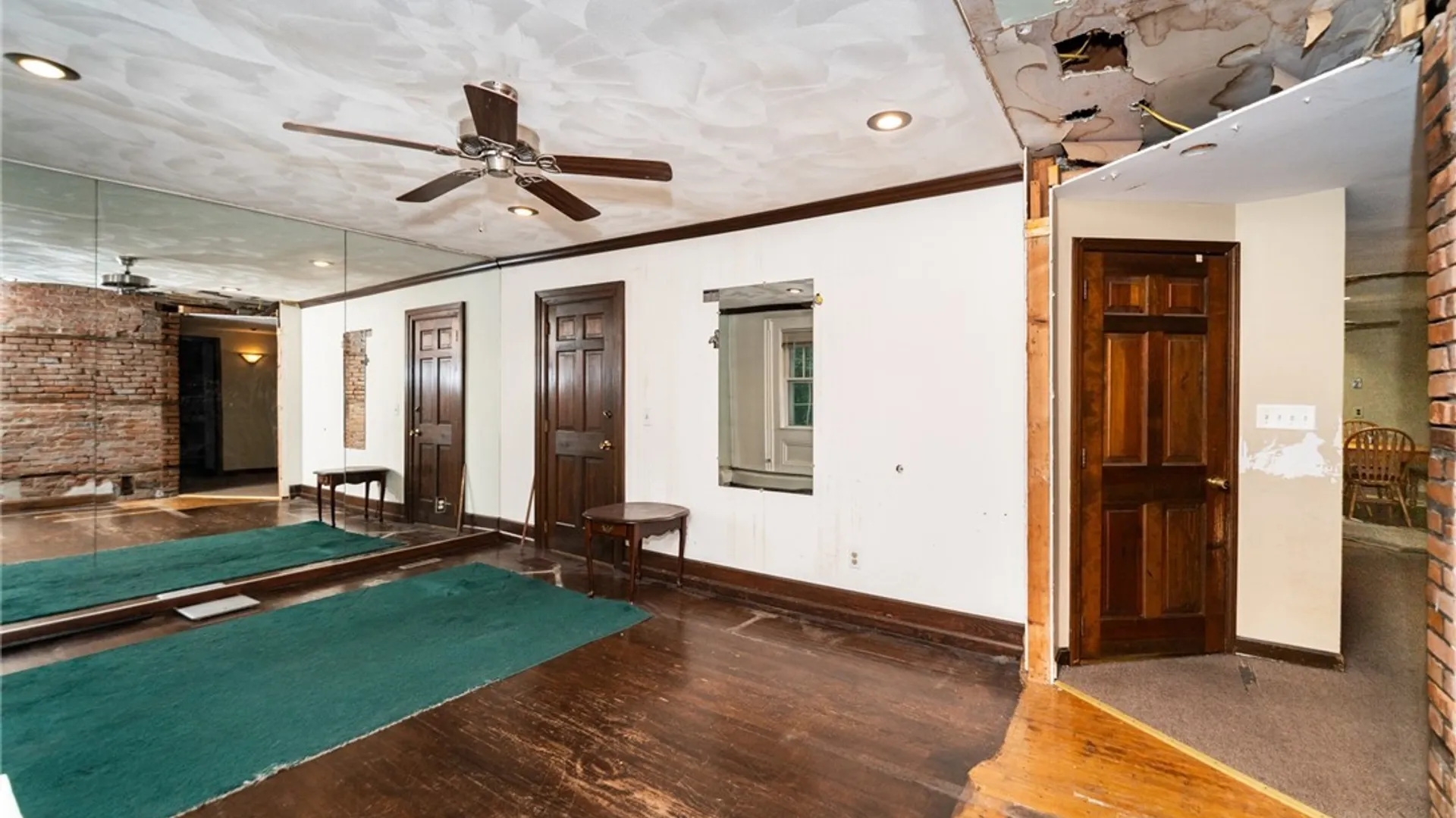 Property at 7 Division Street, Lancaster, NY 14026 17