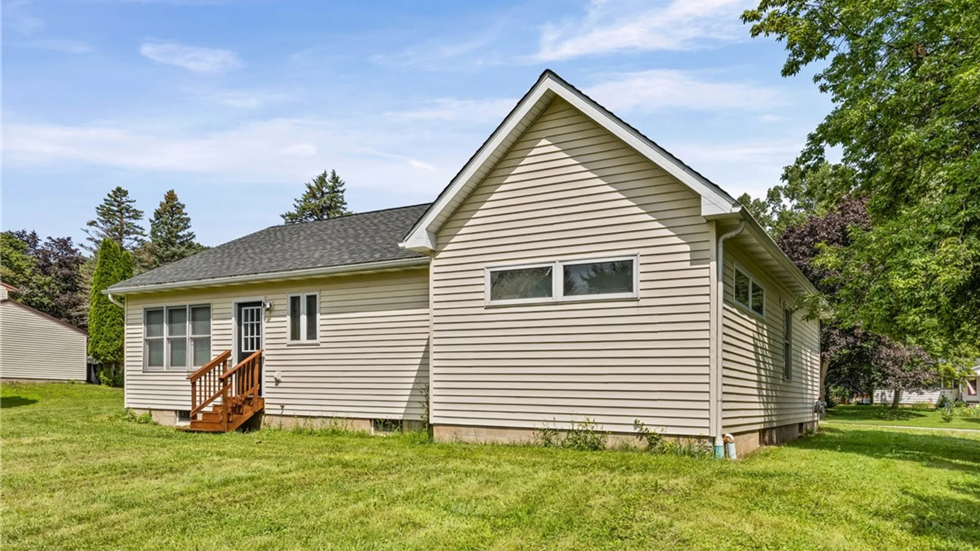 Property at 15 Jacklyn Drive, Chili, NY 14624 29