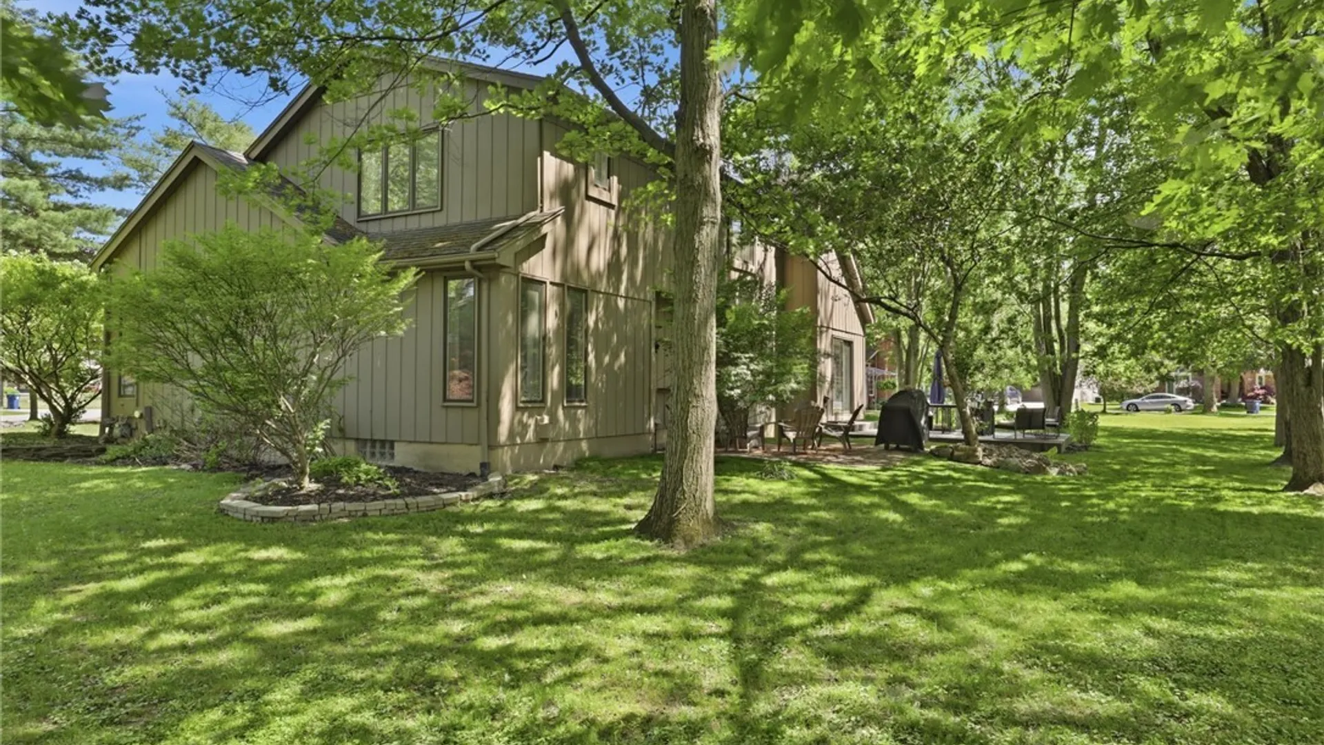 Property at 12 Skylark Court, Amherst, NY 14051 39