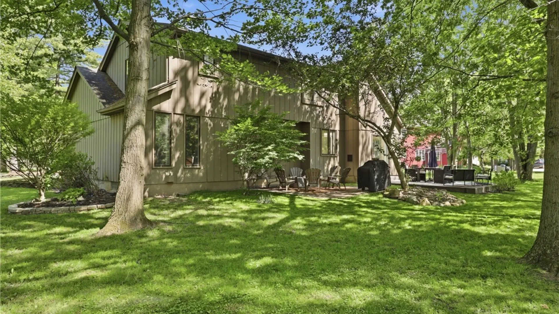 Property at 12 Skylark Court, Amherst, NY 14051 40