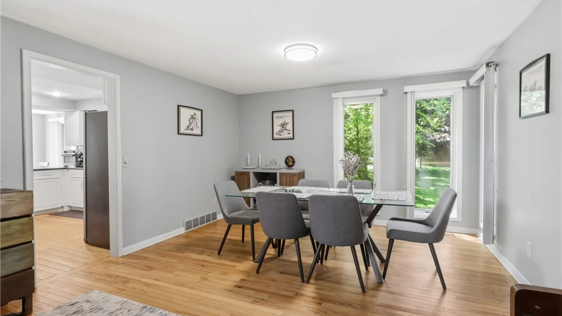 Property at 12 Skylark Court, Amherst, NY 14051 15