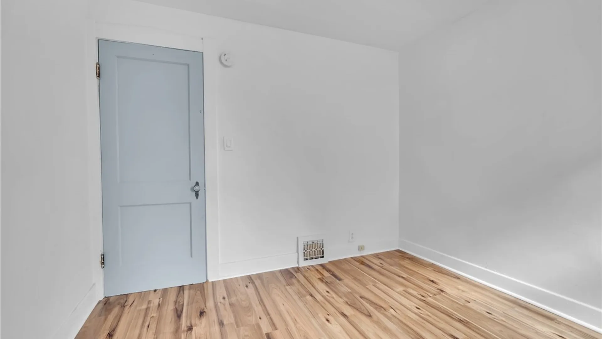Property at 108 Roosevelt Avenue, Buffalo, NY 14215 38