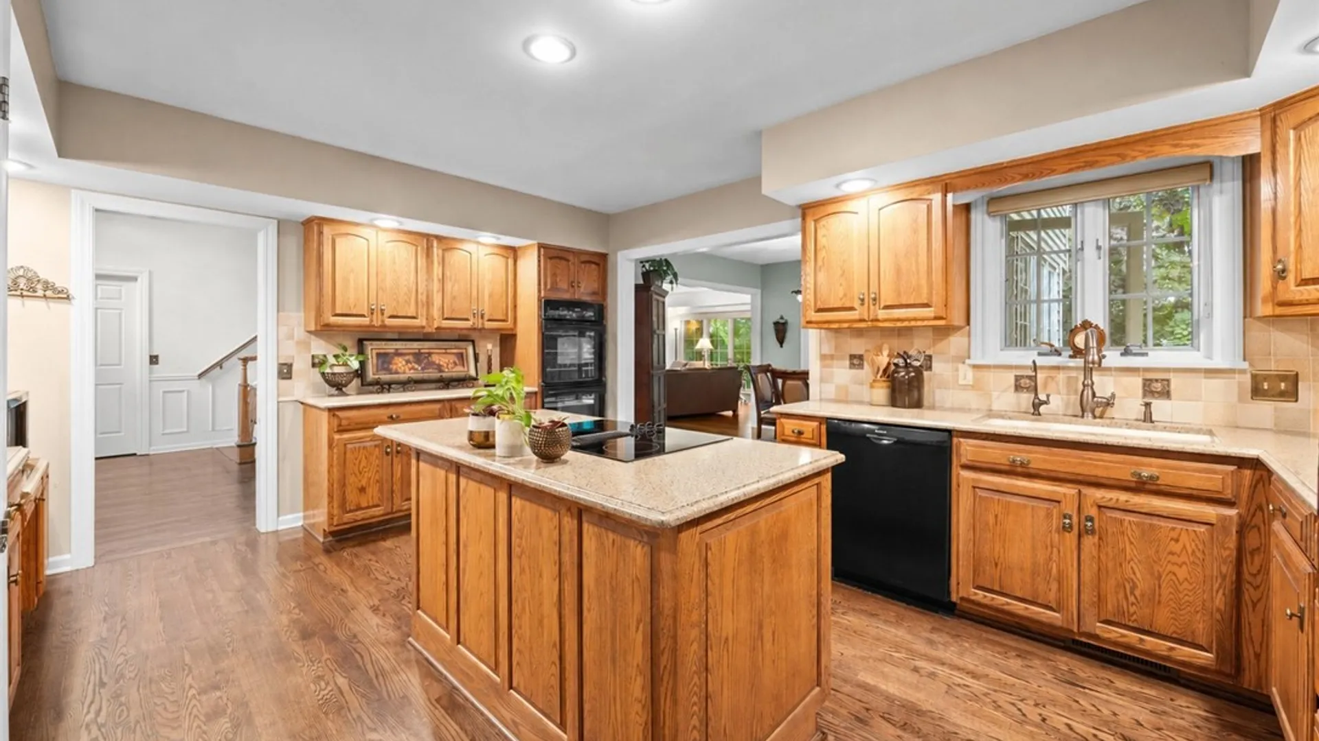 Property at 14 Barrington Hills, Pittsford, NY 14534 12