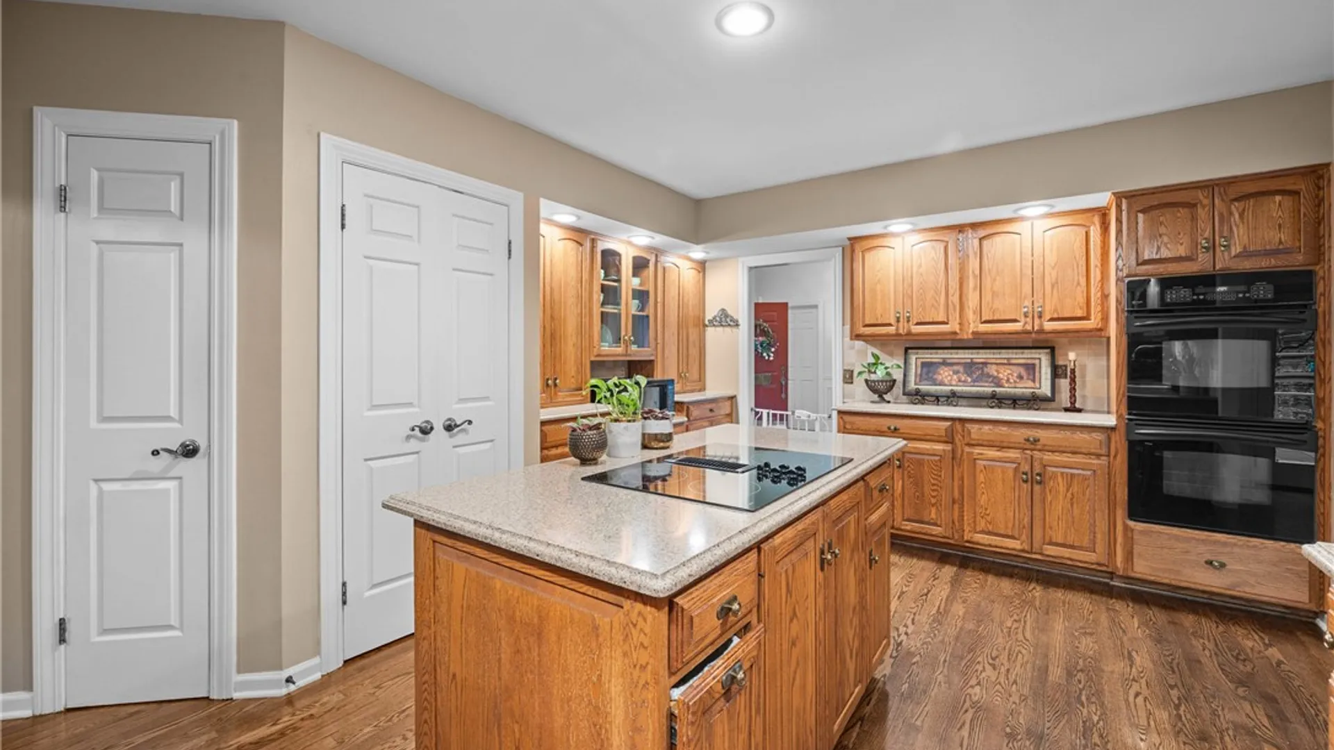 Property at 14 Barrington Hills, Pittsford, NY 14534 16