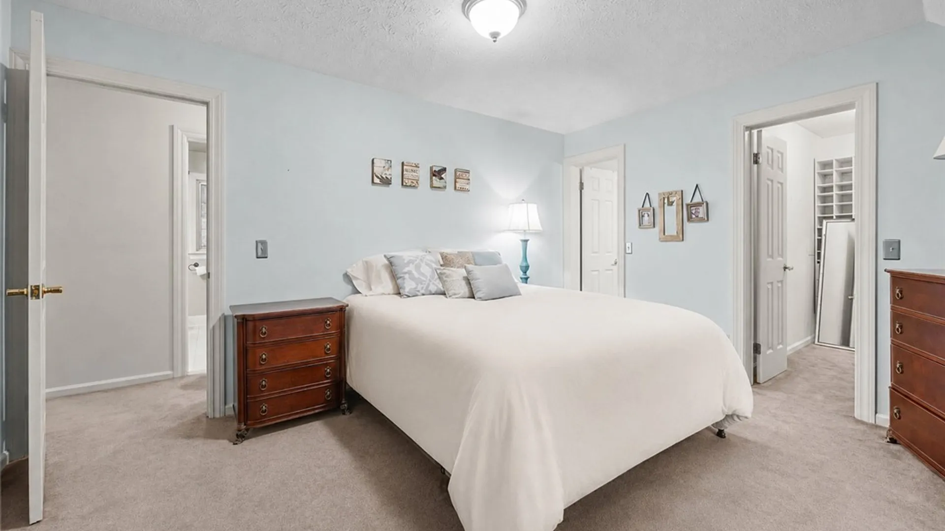 Property at 14 Barrington Hills, Pittsford, NY 14534 30