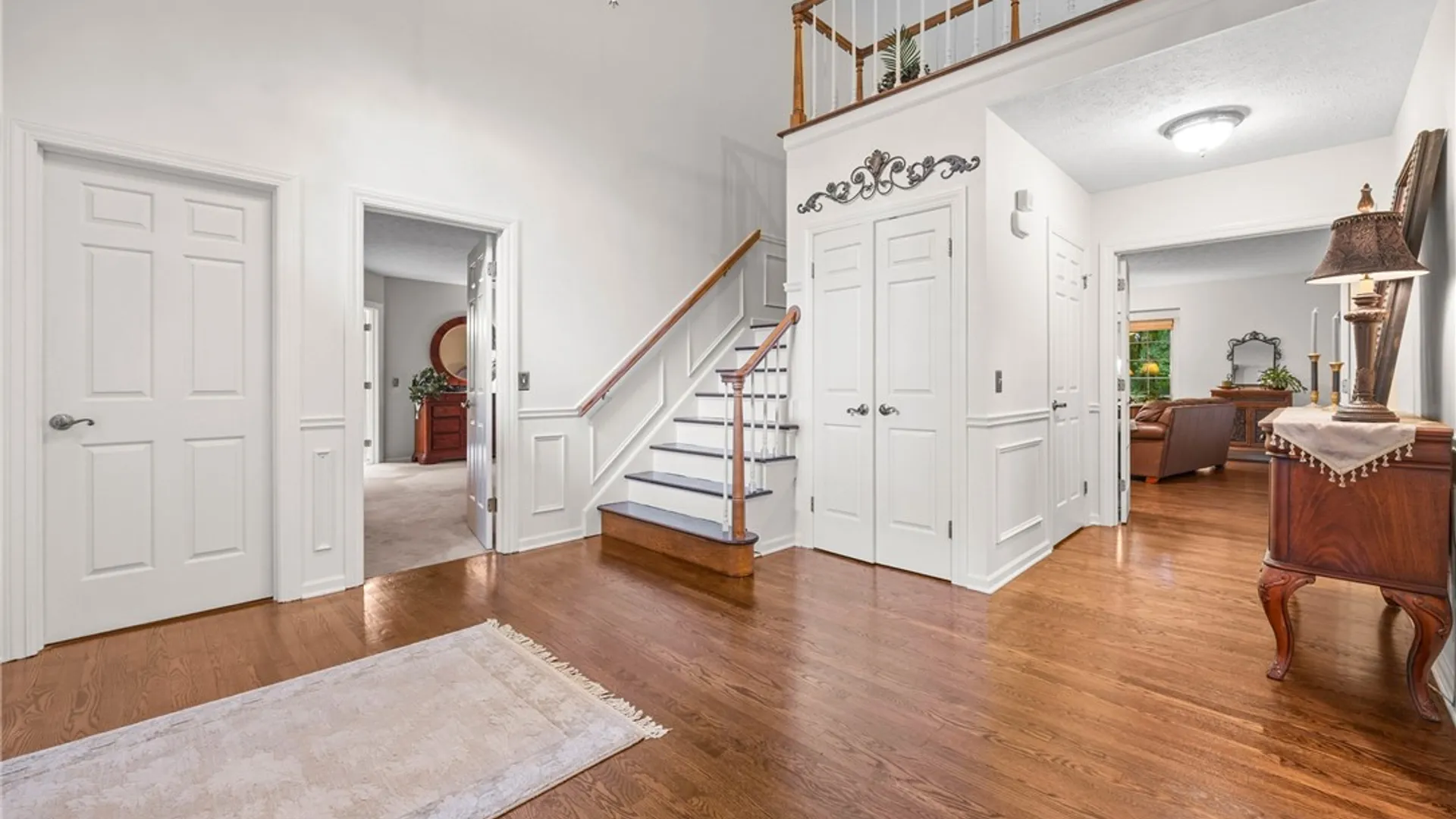 Property at 14 Barrington Hills, Pittsford, NY 14534 5