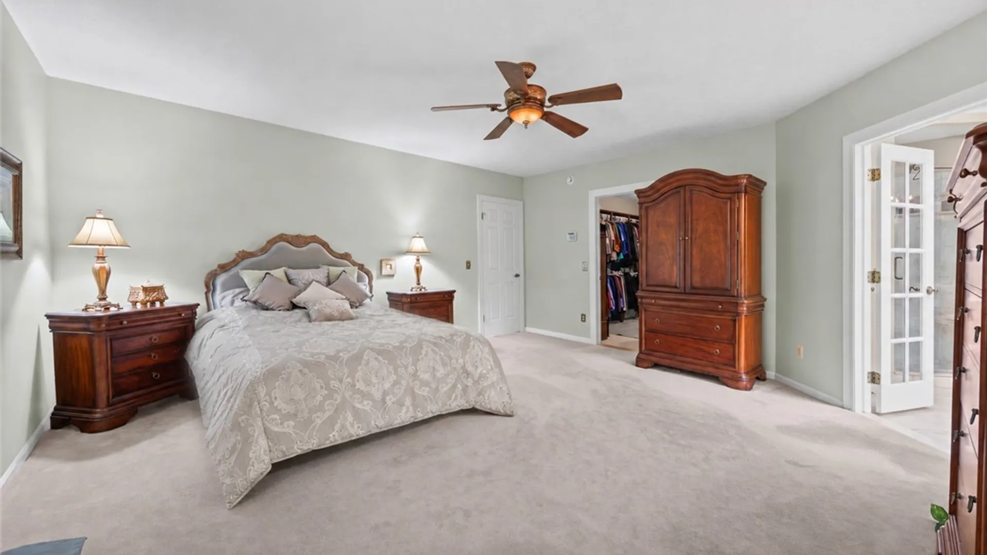 Property at 14 Barrington Hills, Pittsford, NY 14534 21