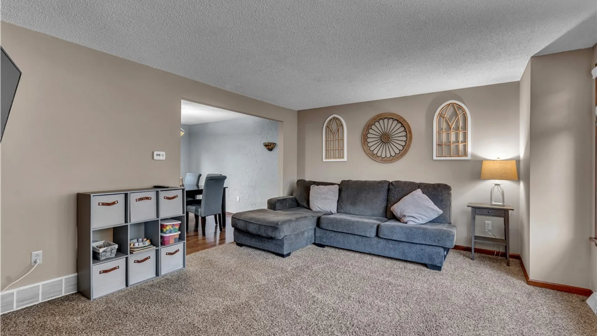 Property at 81 Jessica Lane, Cheektowaga, NY 14043 12
