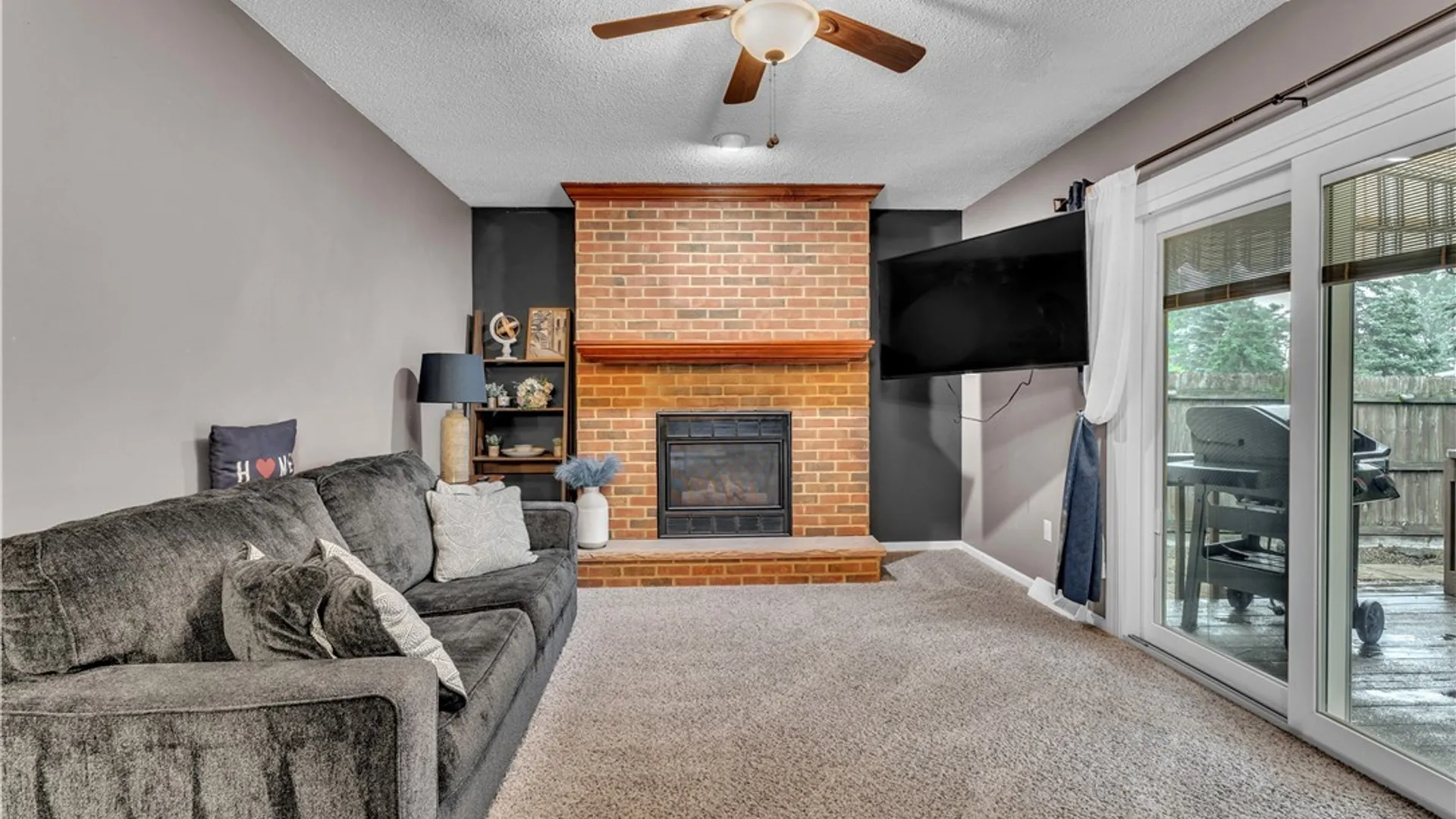 Property at 81 Jessica Lane, Cheektowaga, NY 14043 22