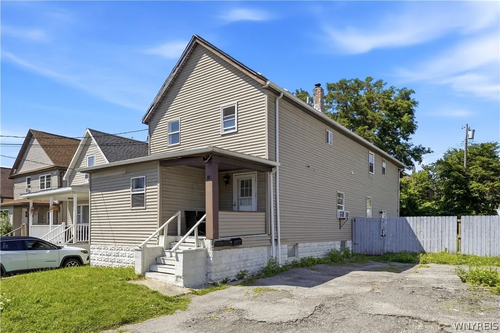 Property at 26 Caldwell Place, Lackawanna, NY 14218