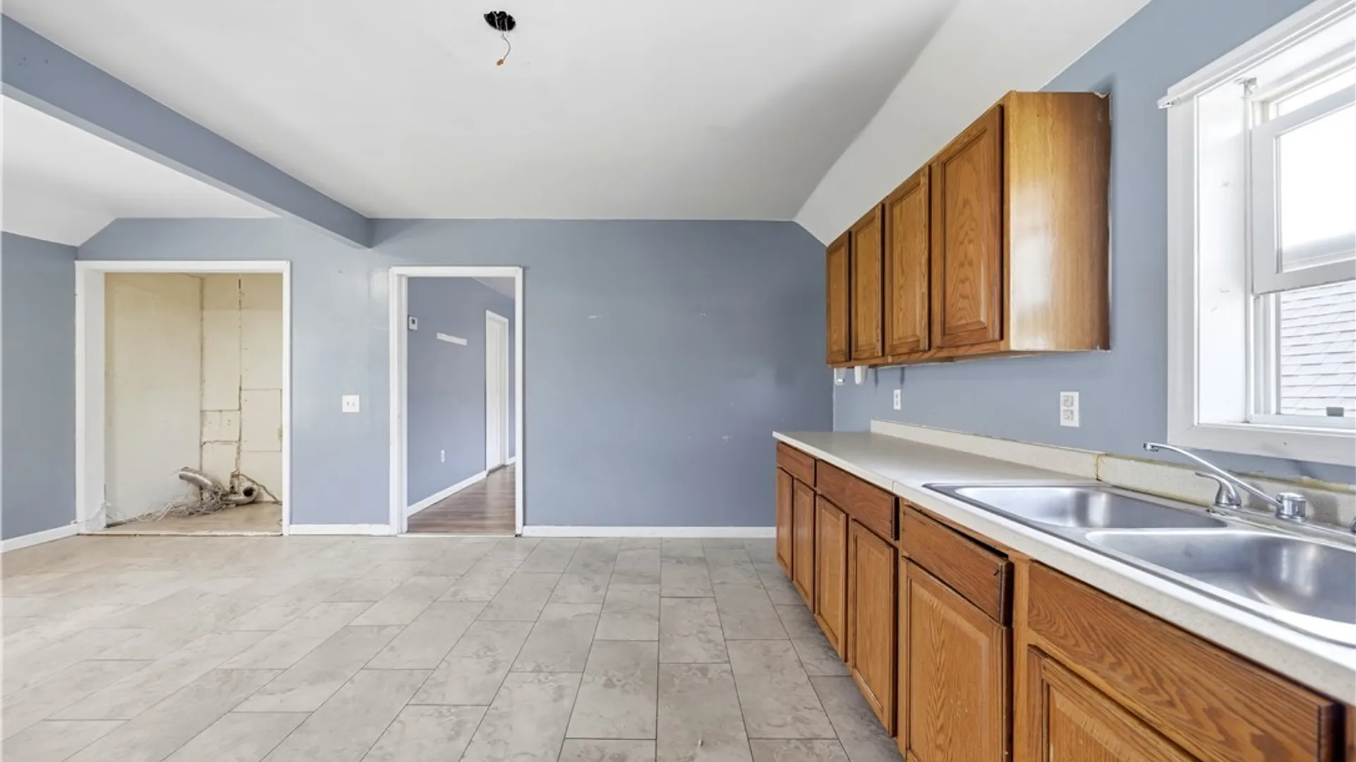 Property at 26 Caldwell Place, Lackawanna, NY 14218 36