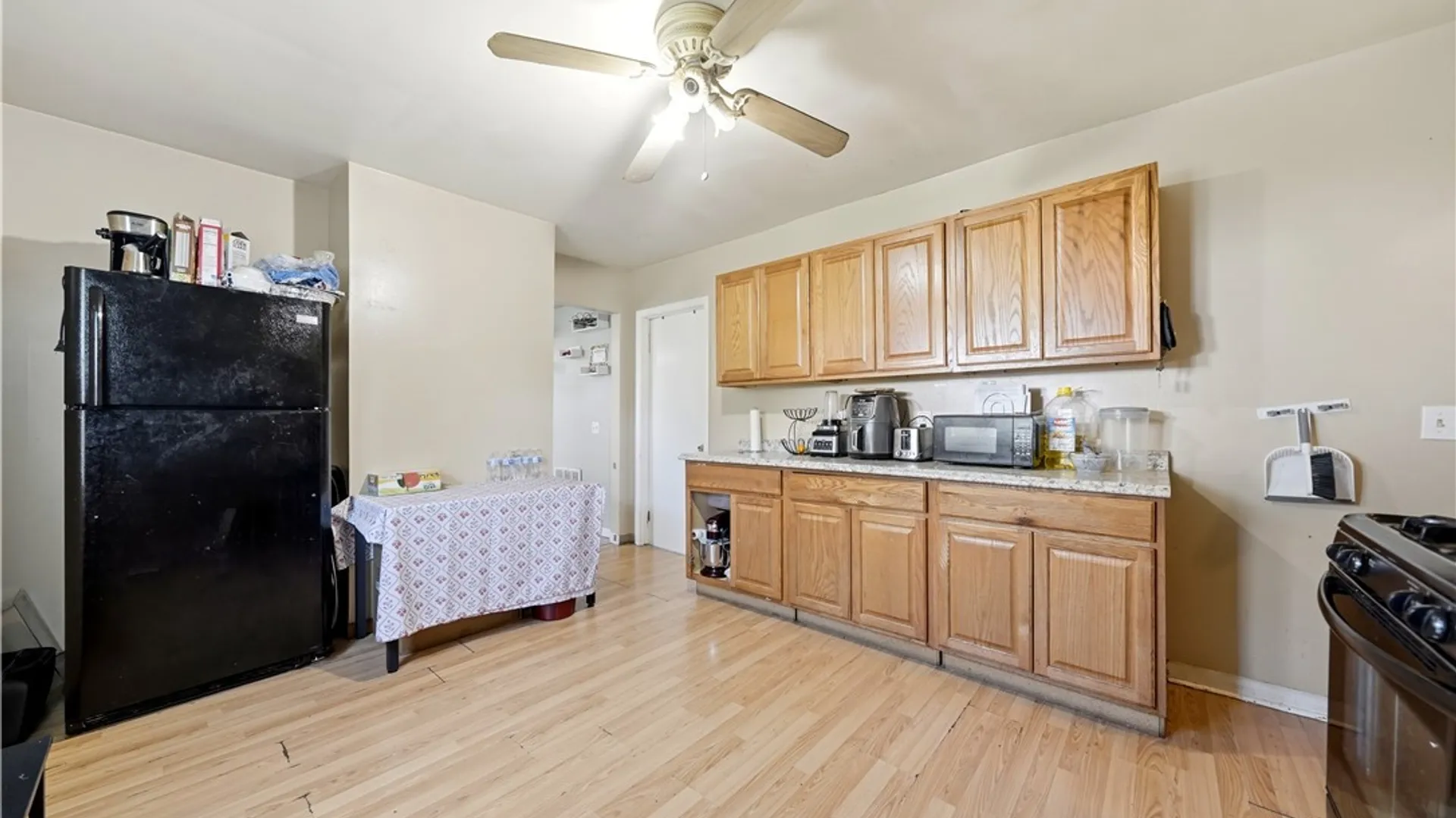 Property at 26 Caldwell Place, Lackawanna, NY 14218 16
