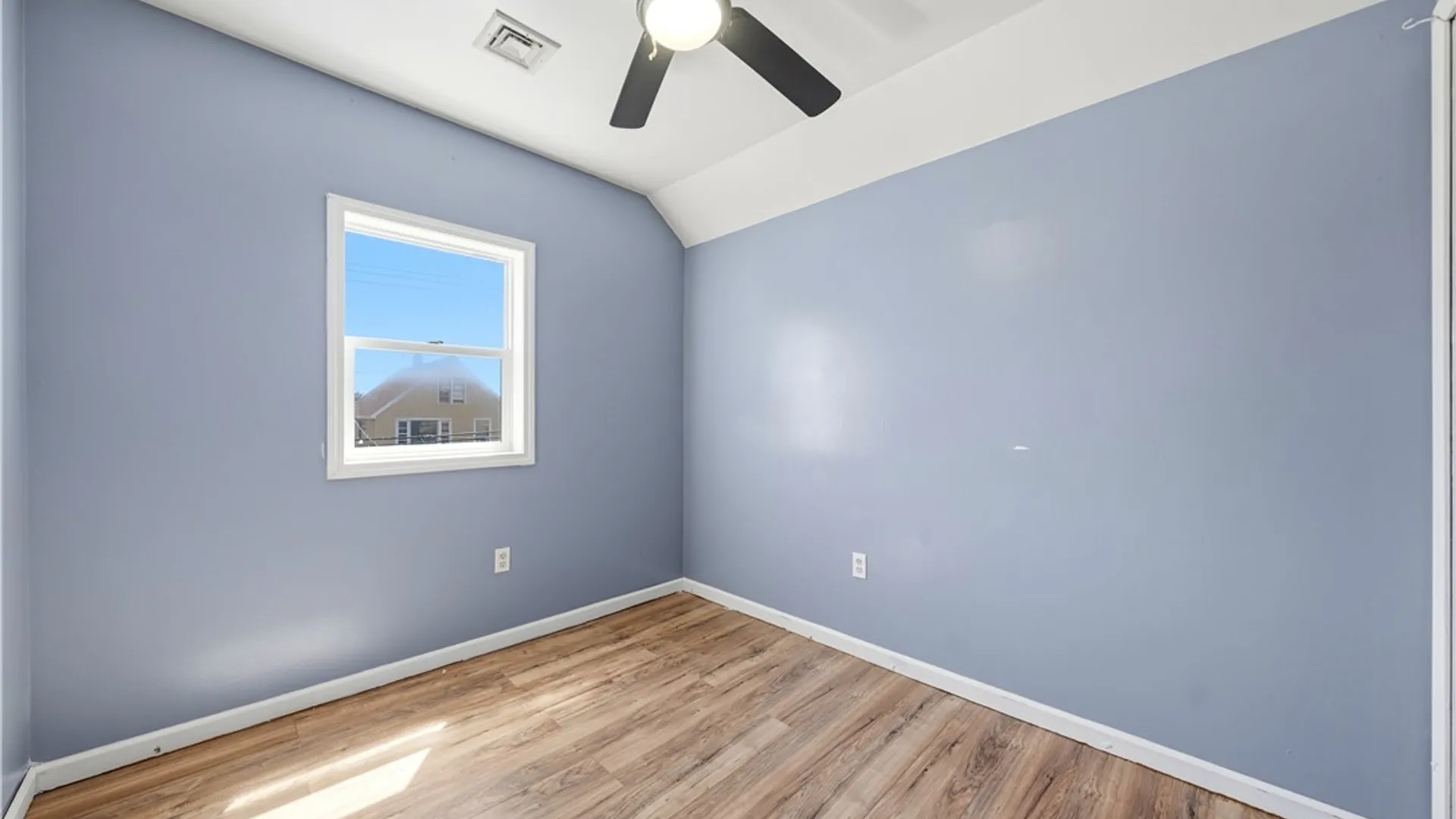 Property at 26 Caldwell Place, Lackawanna, NY 14218 20