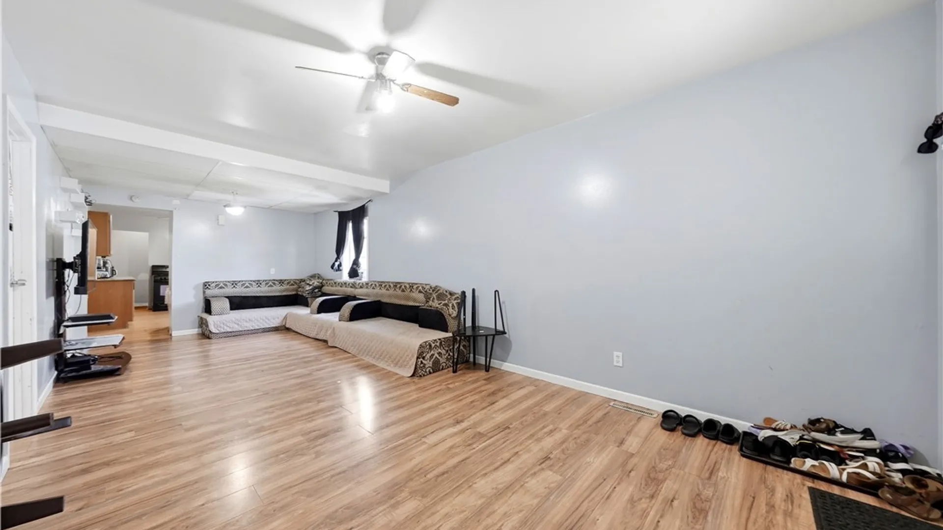 Property at 26 Caldwell Place, Lackawanna, NY 14218 10