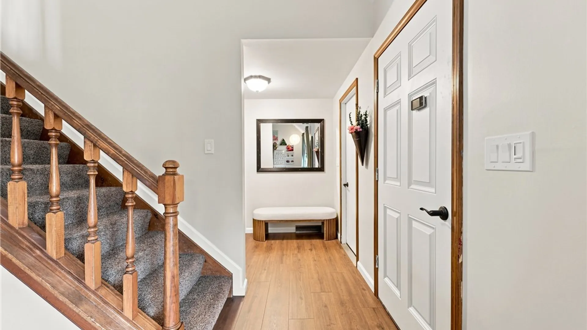 Property at 37 Country Place, Lancaster, NY 14086 10