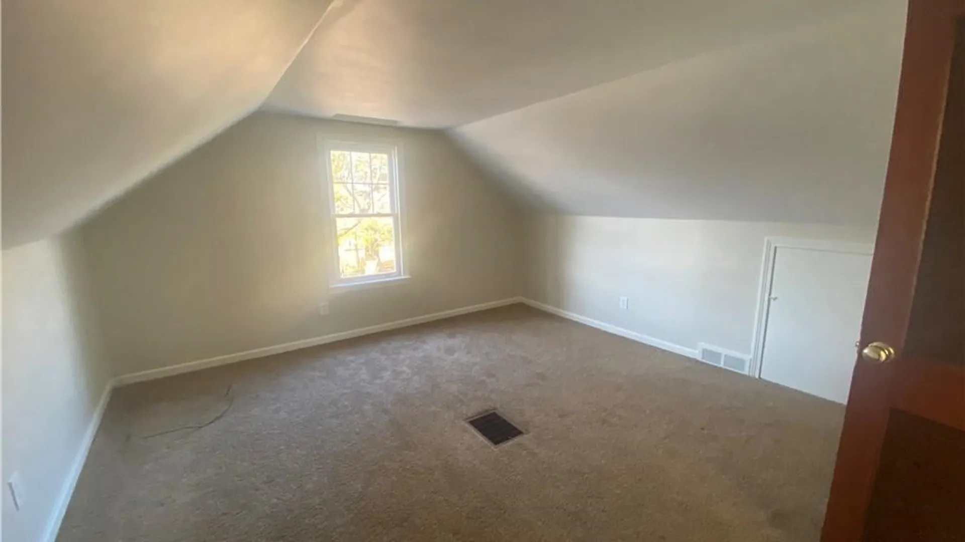 Property at 106 Hazelhurst Avenue, Syracuse, NY 13206 11