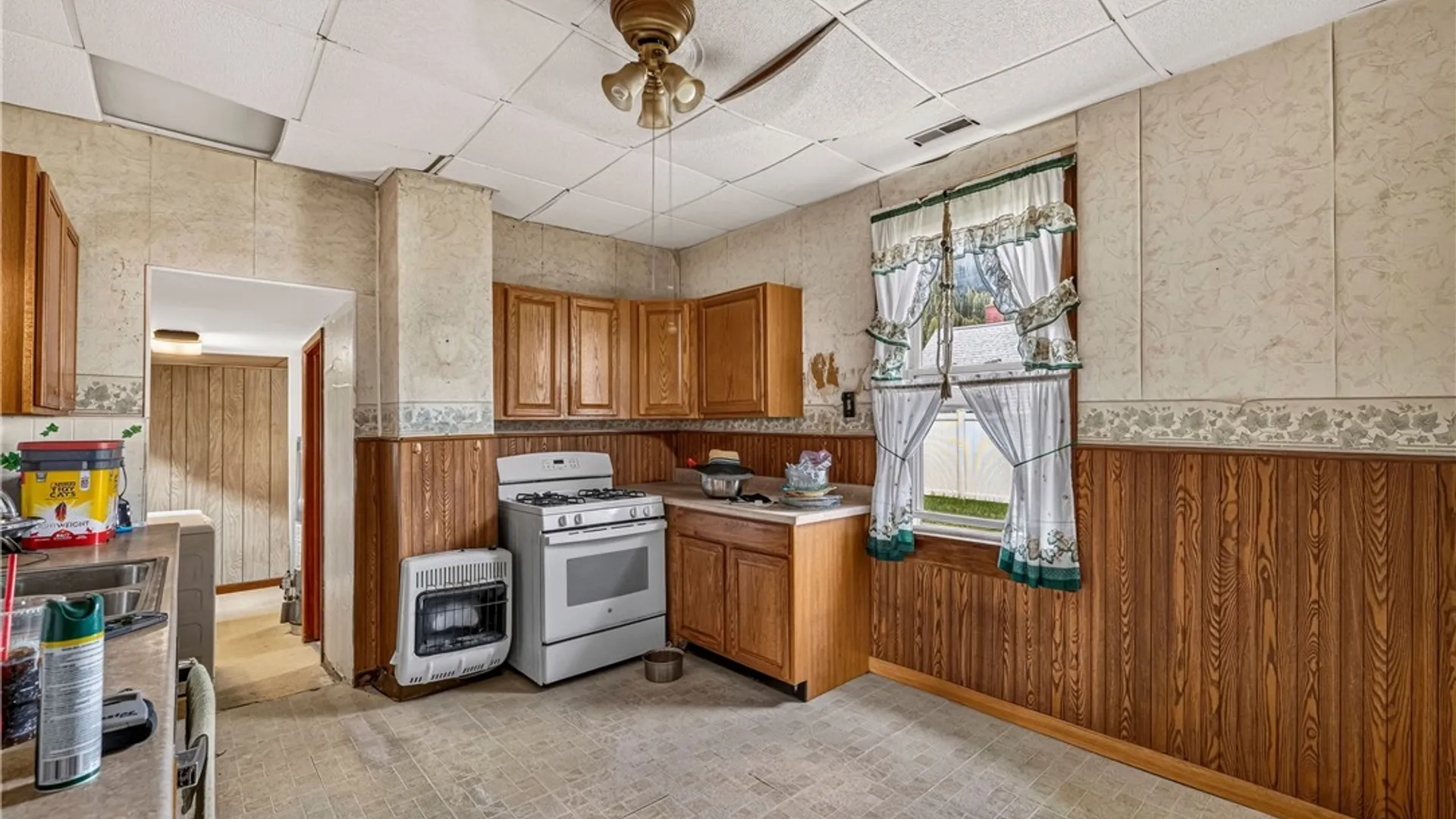 Property at 246 Lackawanna Avenue, Cheektowaga, NY 14212 9