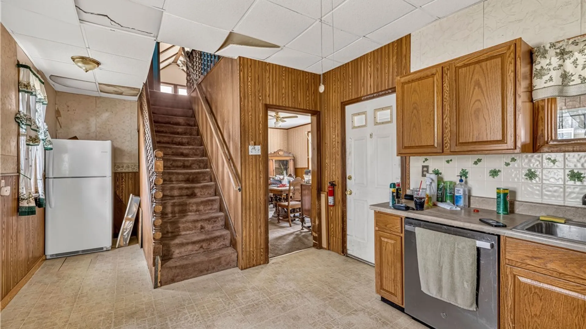 Property at 246 Lackawanna Avenue, Cheektowaga, NY 14212 10