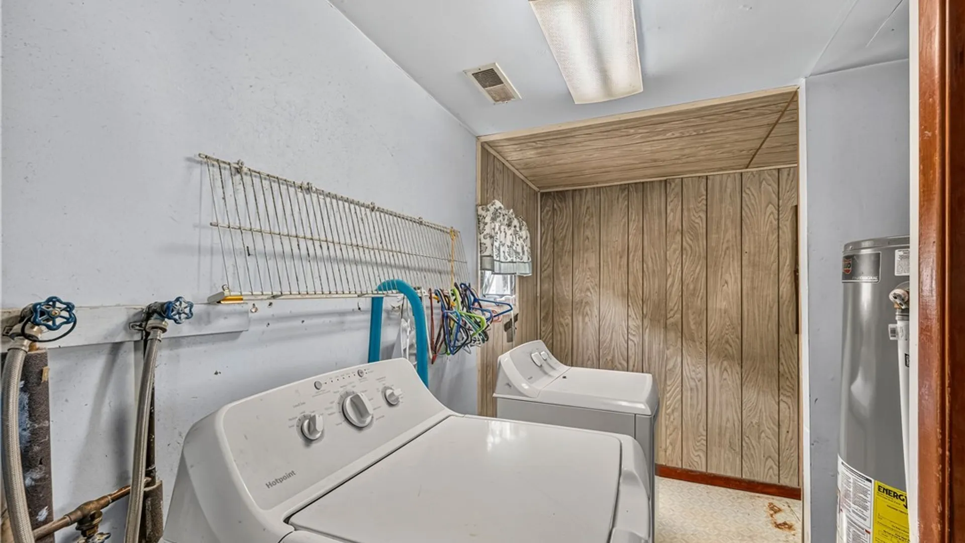 Property at 246 Lackawanna Avenue, Cheektowaga, NY 14212 16