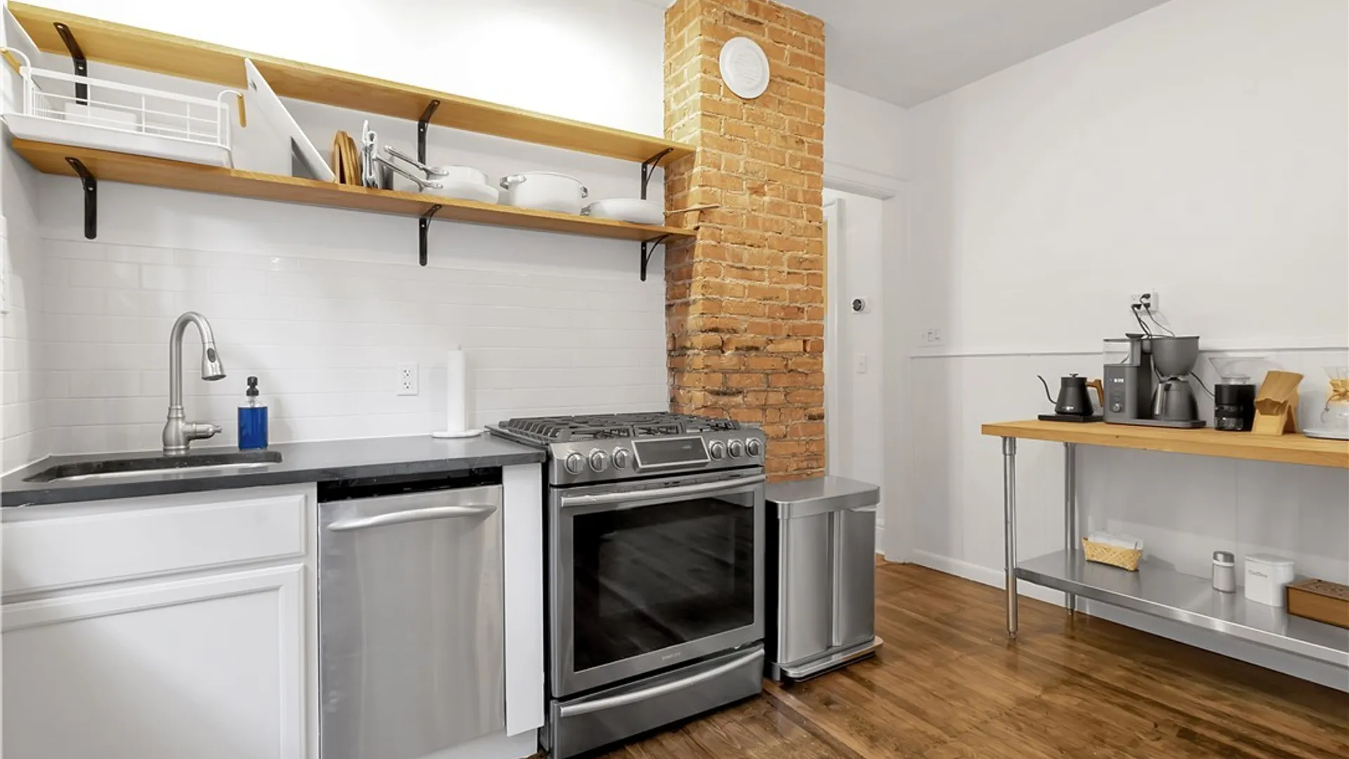 Property at 115 College Street, Buffalo, NY 14201 20