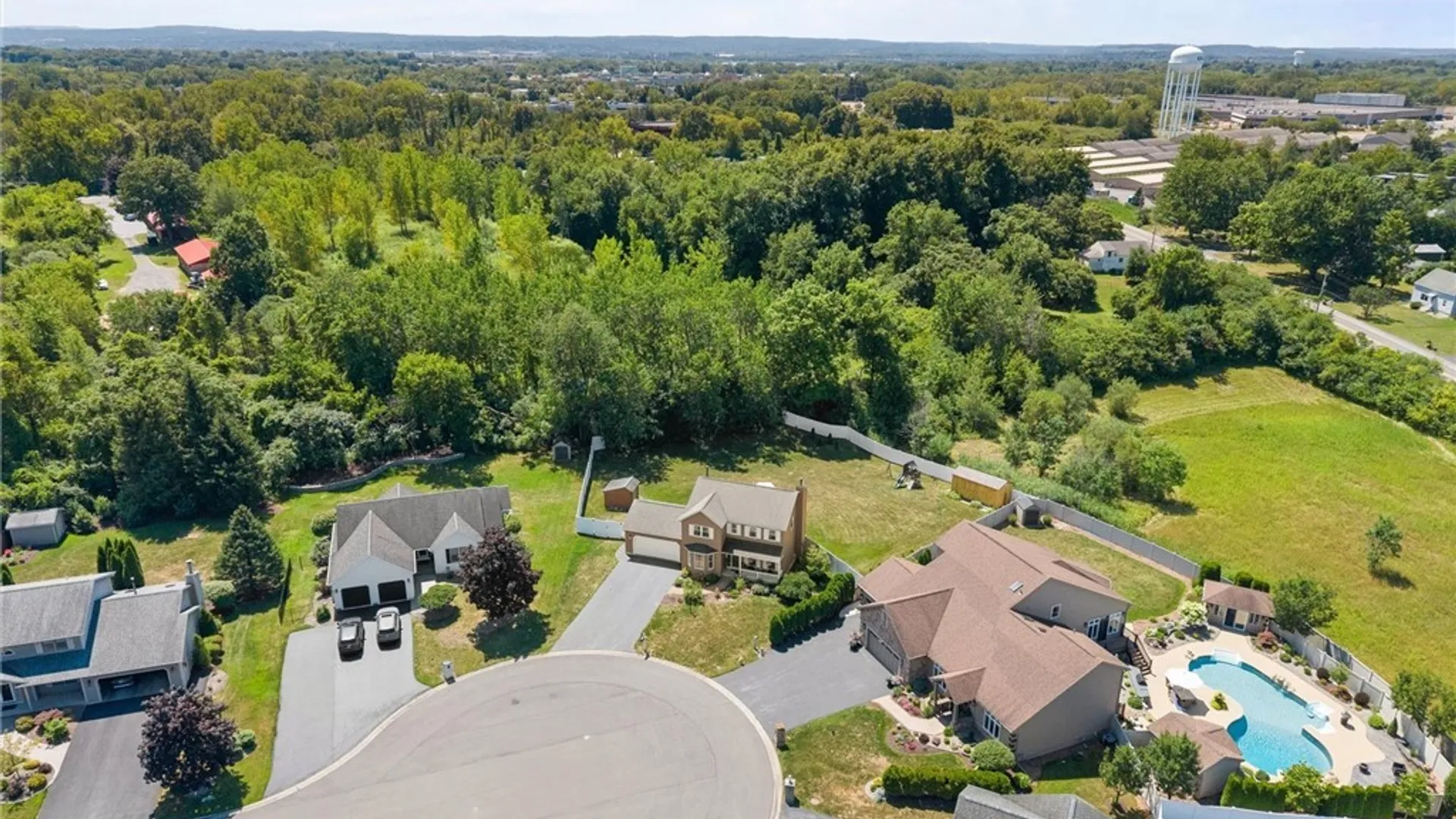 Property at 4325 Lazybrook Circle, Clay, NY 13088 42